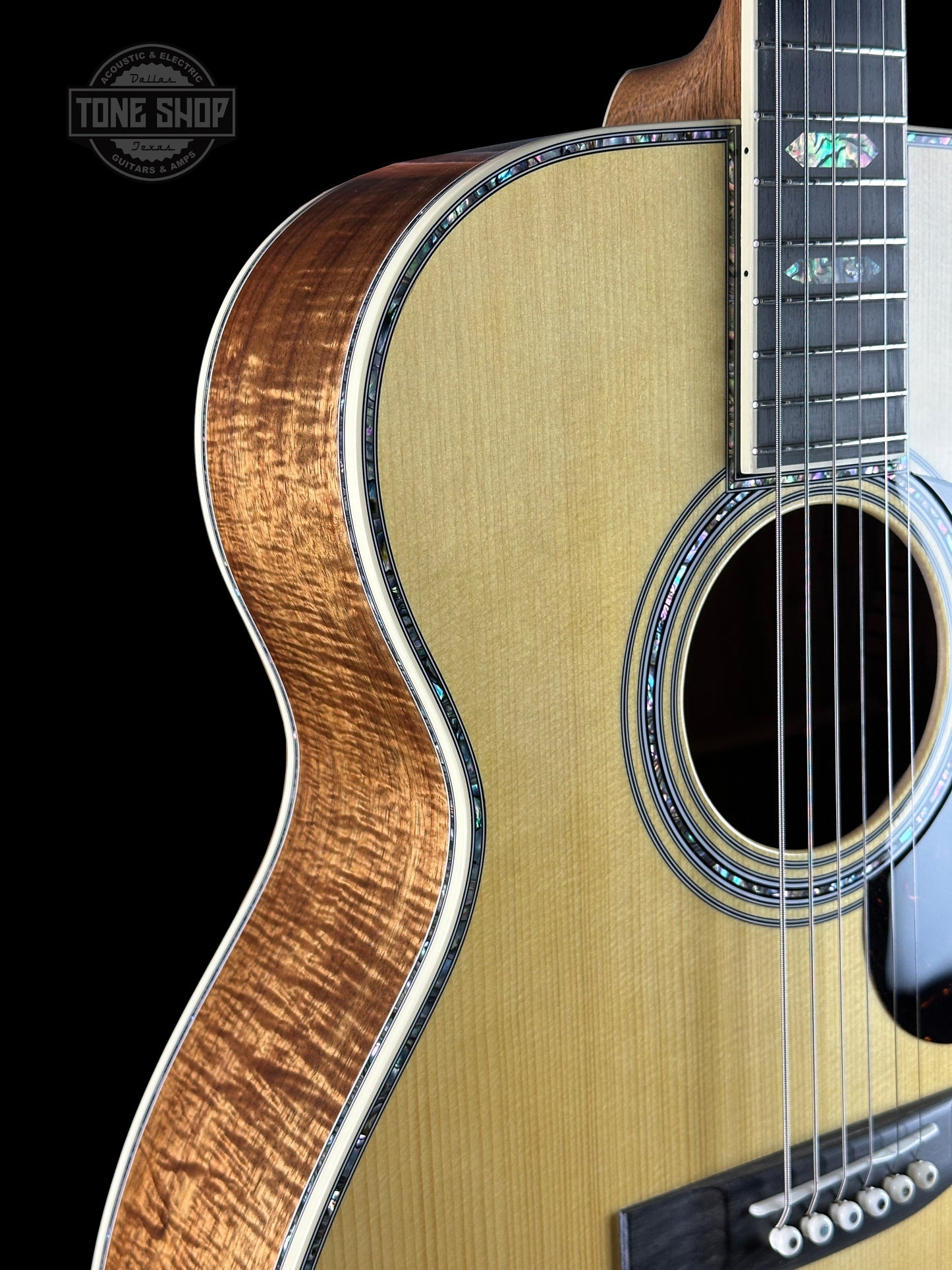 Martin Custom Shop OM 45 Style Adirondack/Exceptional Broad Figure Koa w/case 2964094