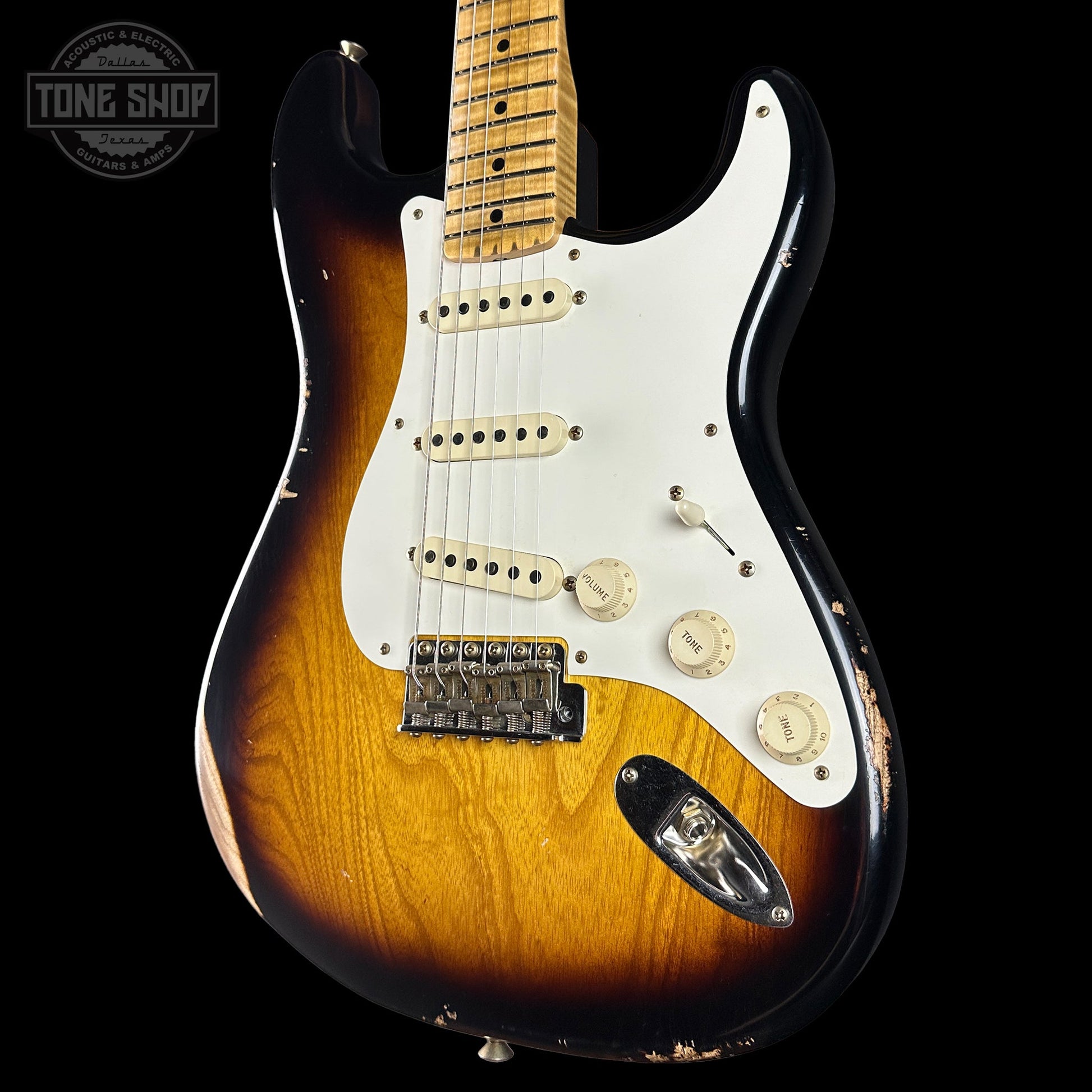 Fender Custom Shop 1957 Stratocaster Relic 2 Tone Sunburst AAA Maple Neck w/case
