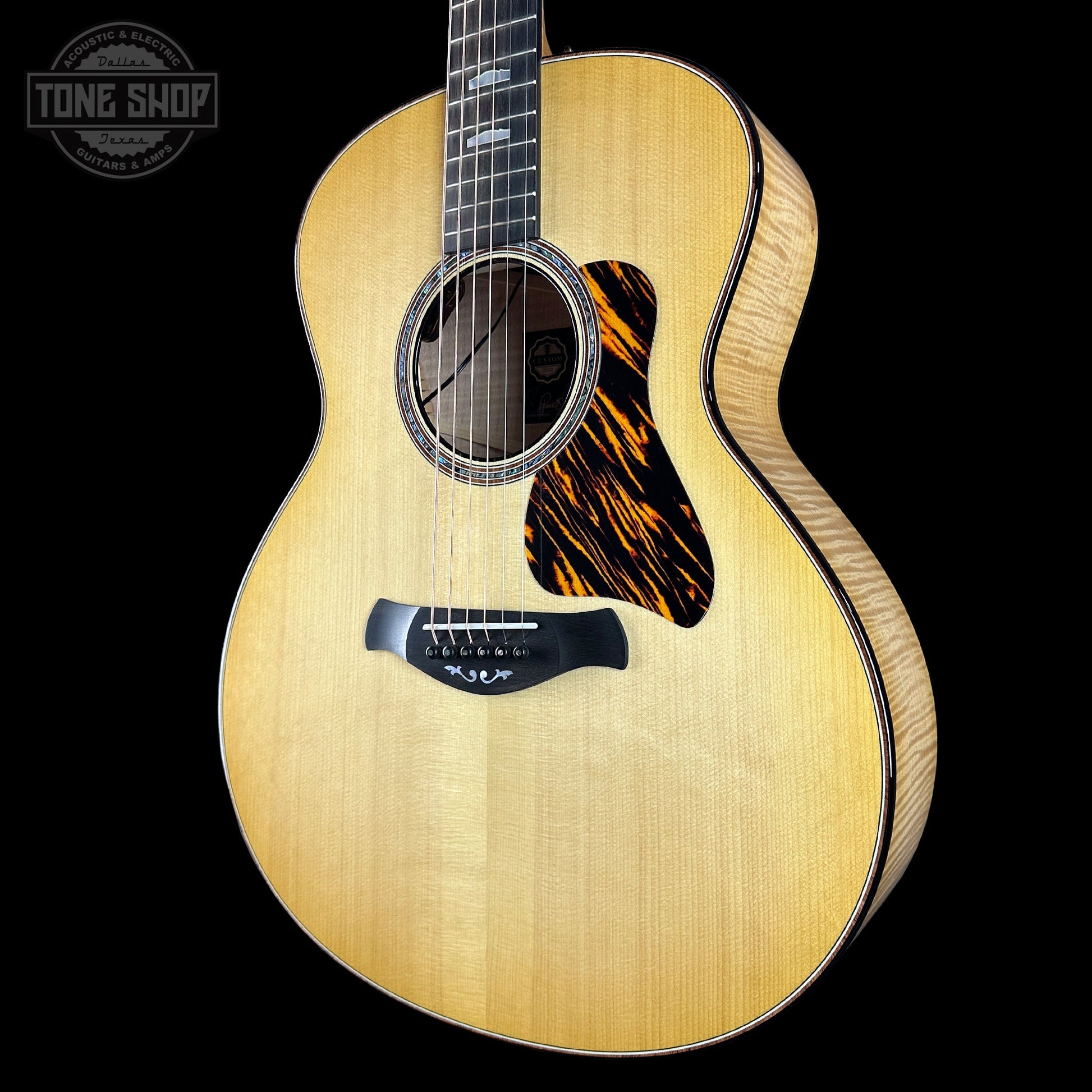 Taylor Custom Gold Label Super Auditorium Adirondack / Maple w/case 1209235080
