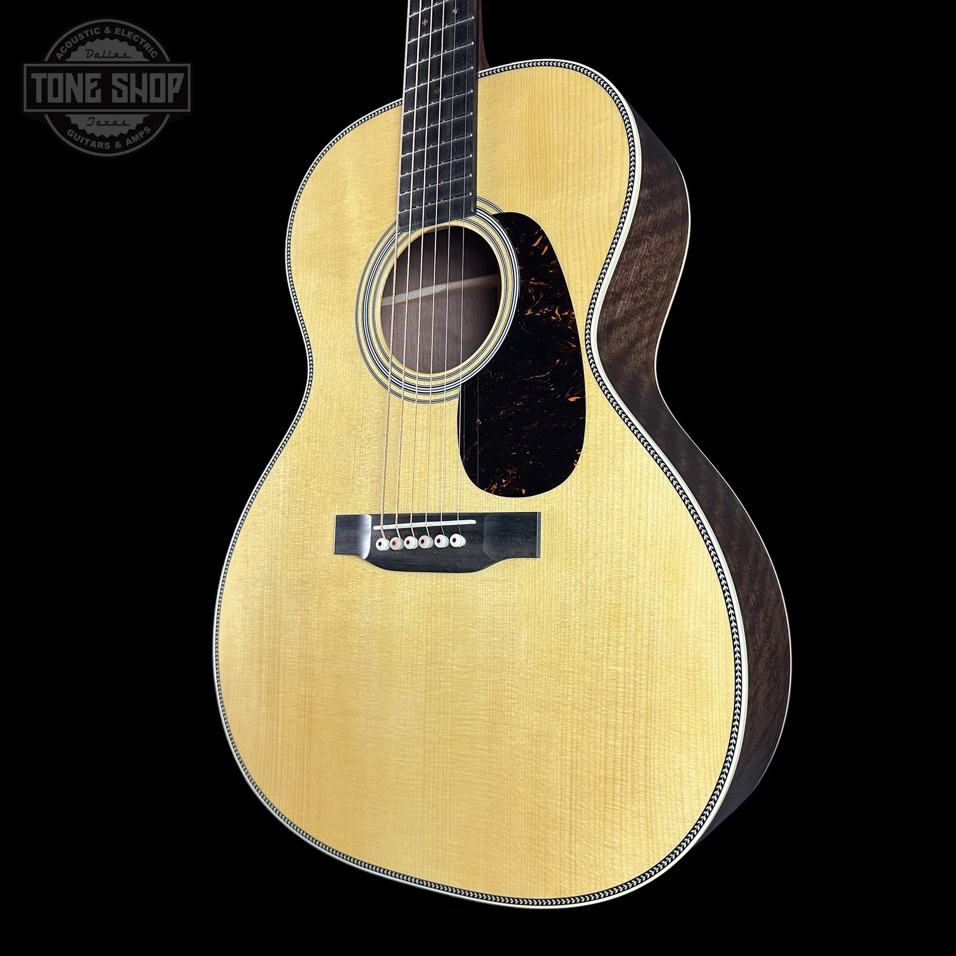 Martin Custom Shop 00 28 Style Adirondack / Exceptionally Figured Black Walnut w/case 2942913