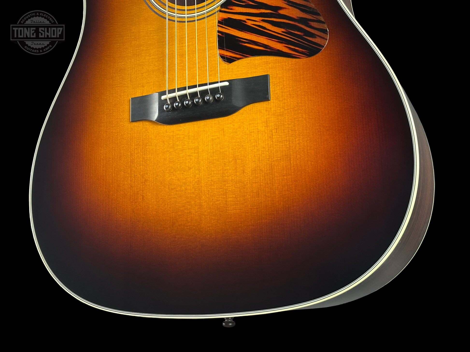 Collings CJ Adirondack Sunburst Tigerstripe Pickguard w/Case 35749