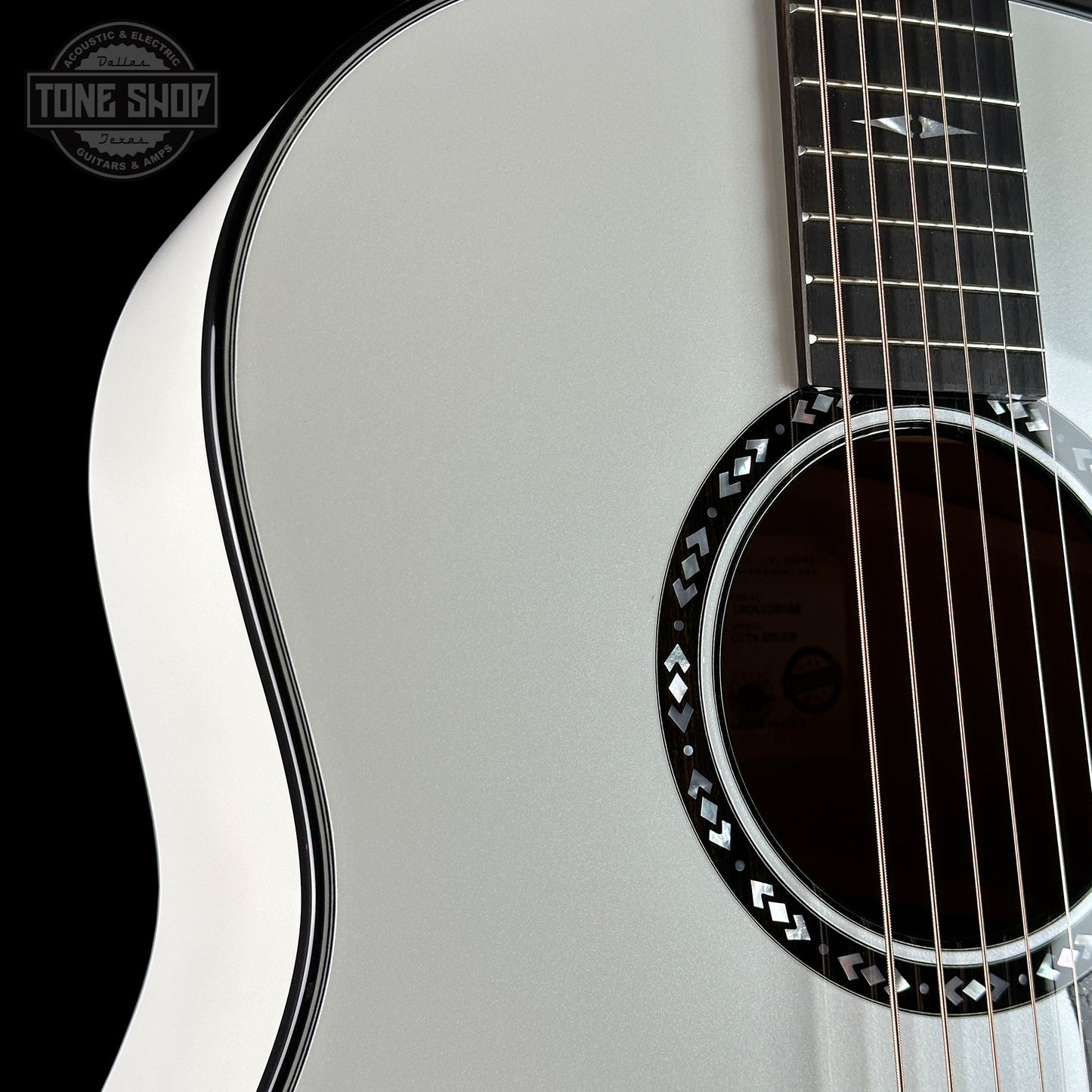 Taylor Custom Grand Pacific Pearl White w/case