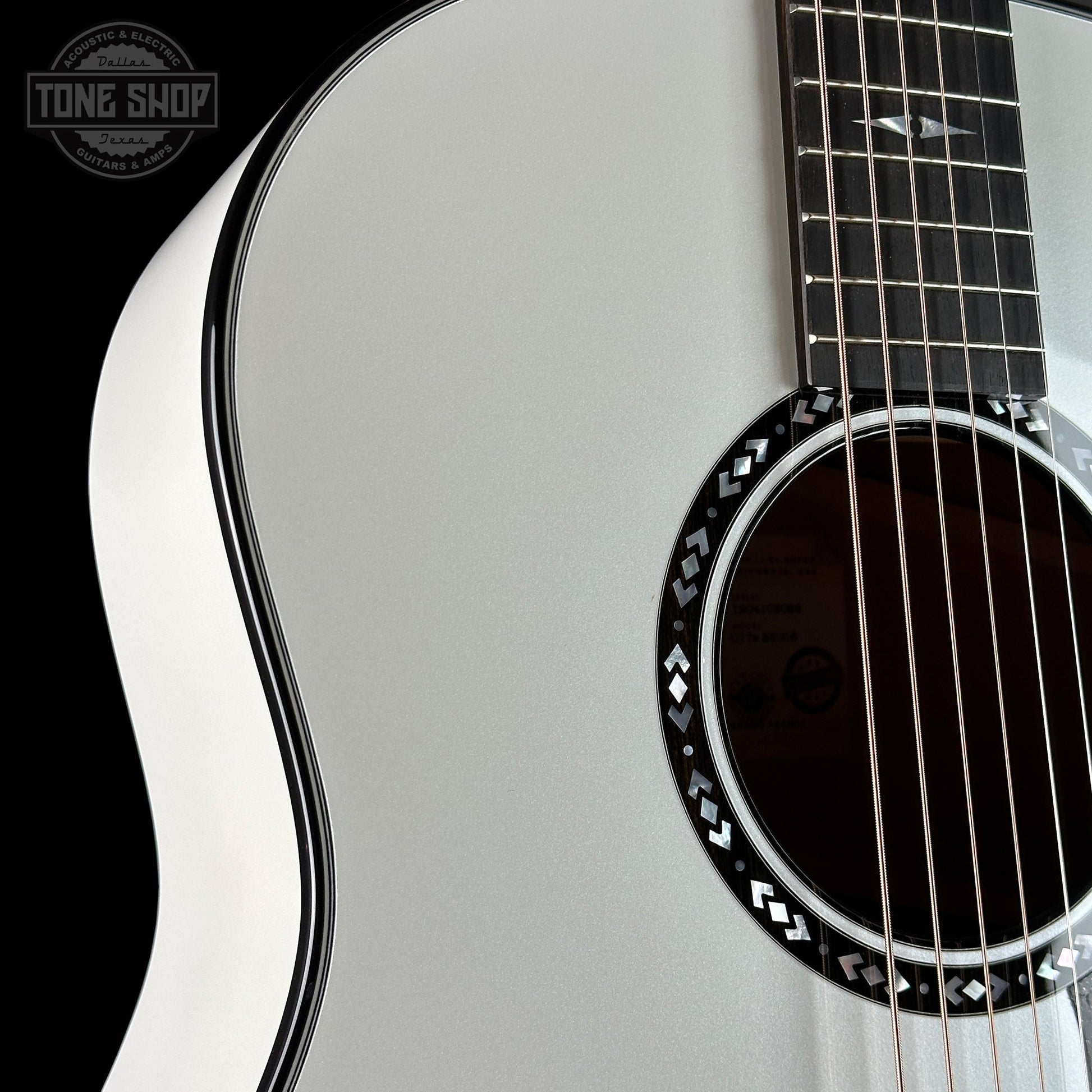 Taylor Custom Grand Pacific Pearl White w/case
