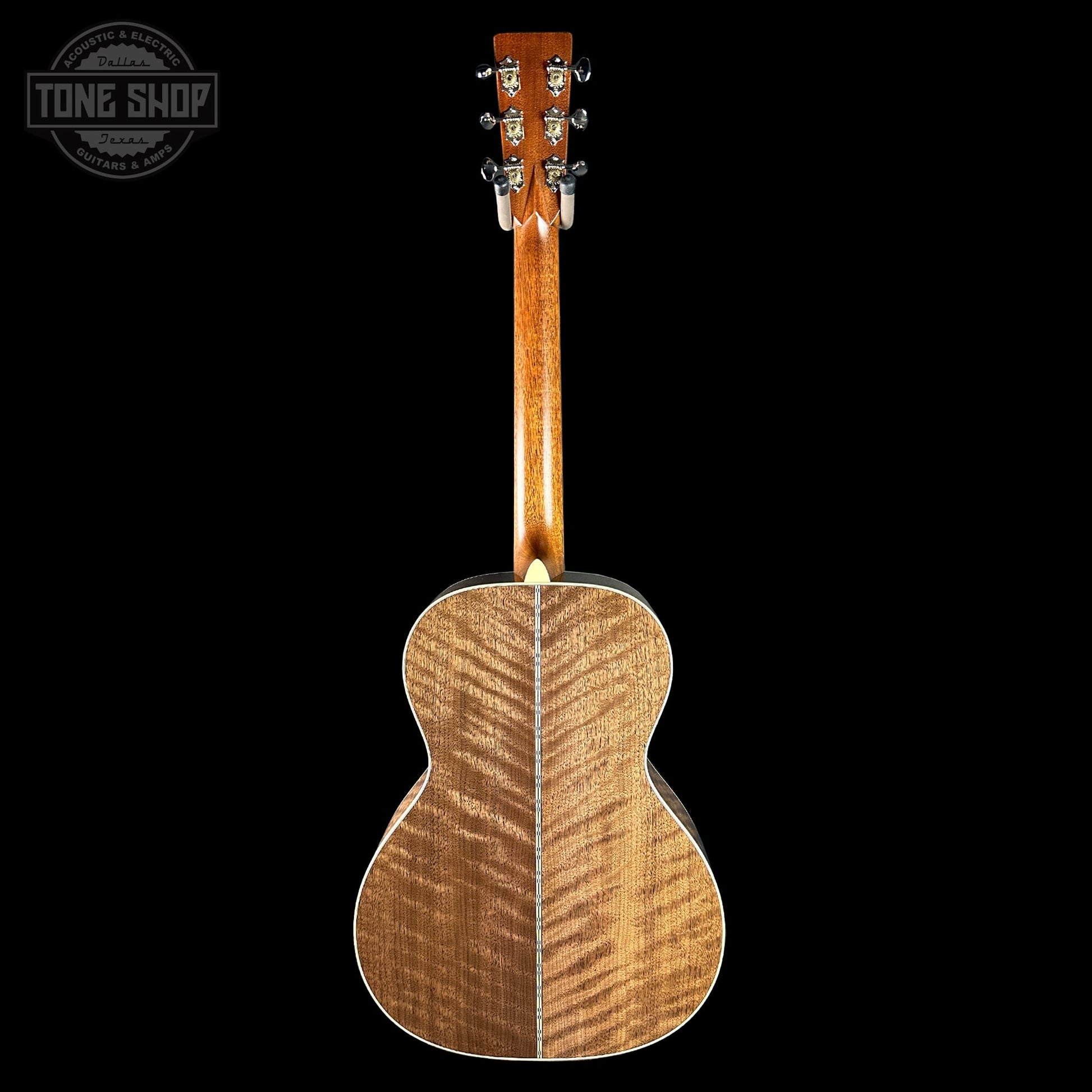 Martin Custom Shop 00 28 Style Adirondack / Exceptionally Figured Black Walnut w/case 2942913