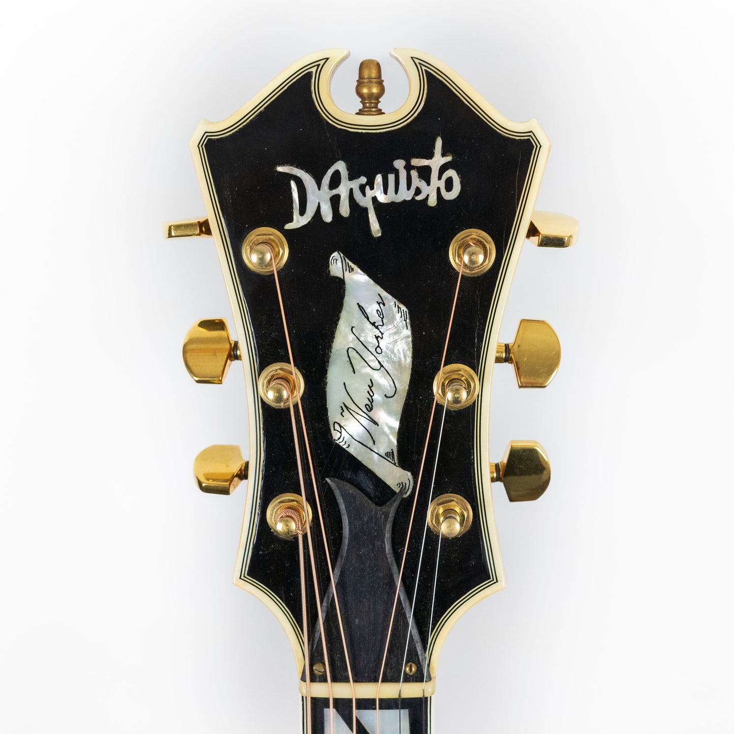 D'Aquisto 1982 New Yorker Special #1152 with Rare Decal