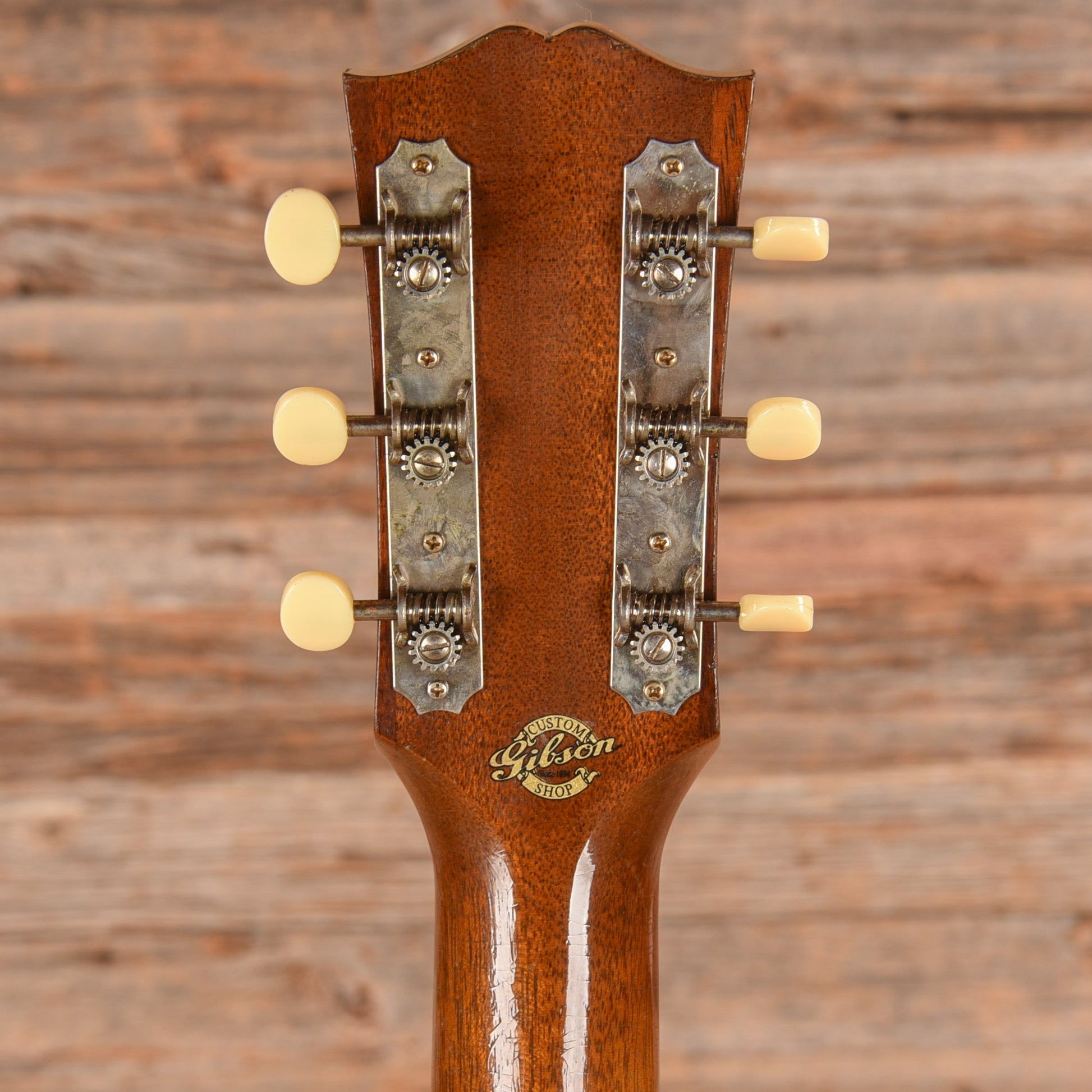 Gibson Custom Murphy Lab 1942 Banner J-45 Light Aged Ebony 2025