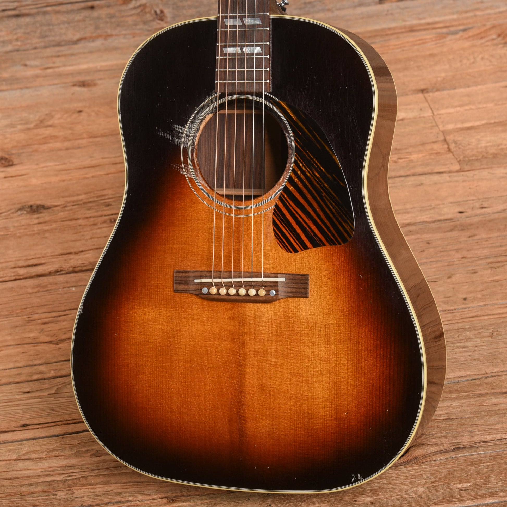 Gibson Custom Murphy Lab '42 Banner Southern Jumbo Light Aged Vintage Sunburst 2024
