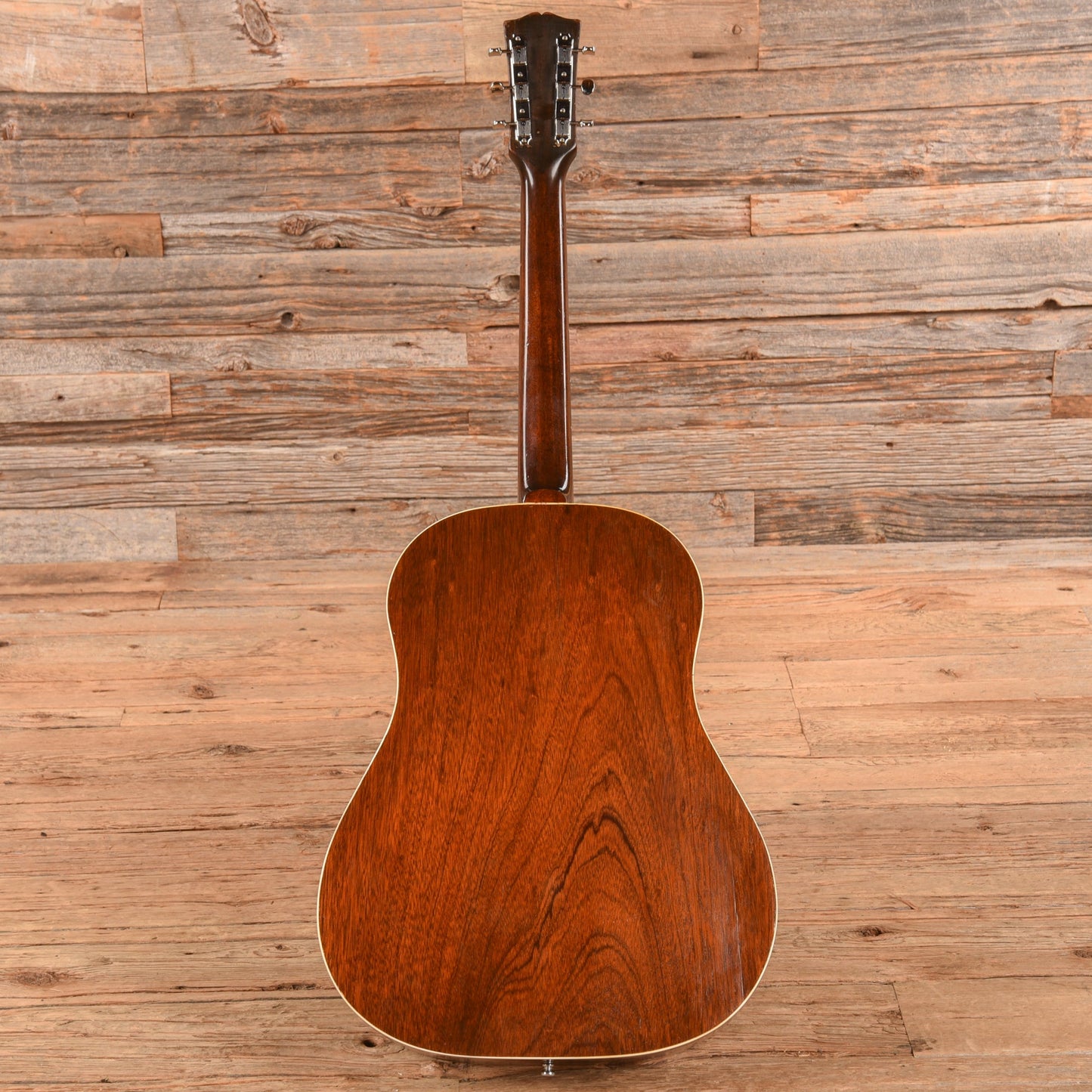 Gibson J-45 Sunburst Refin 1947