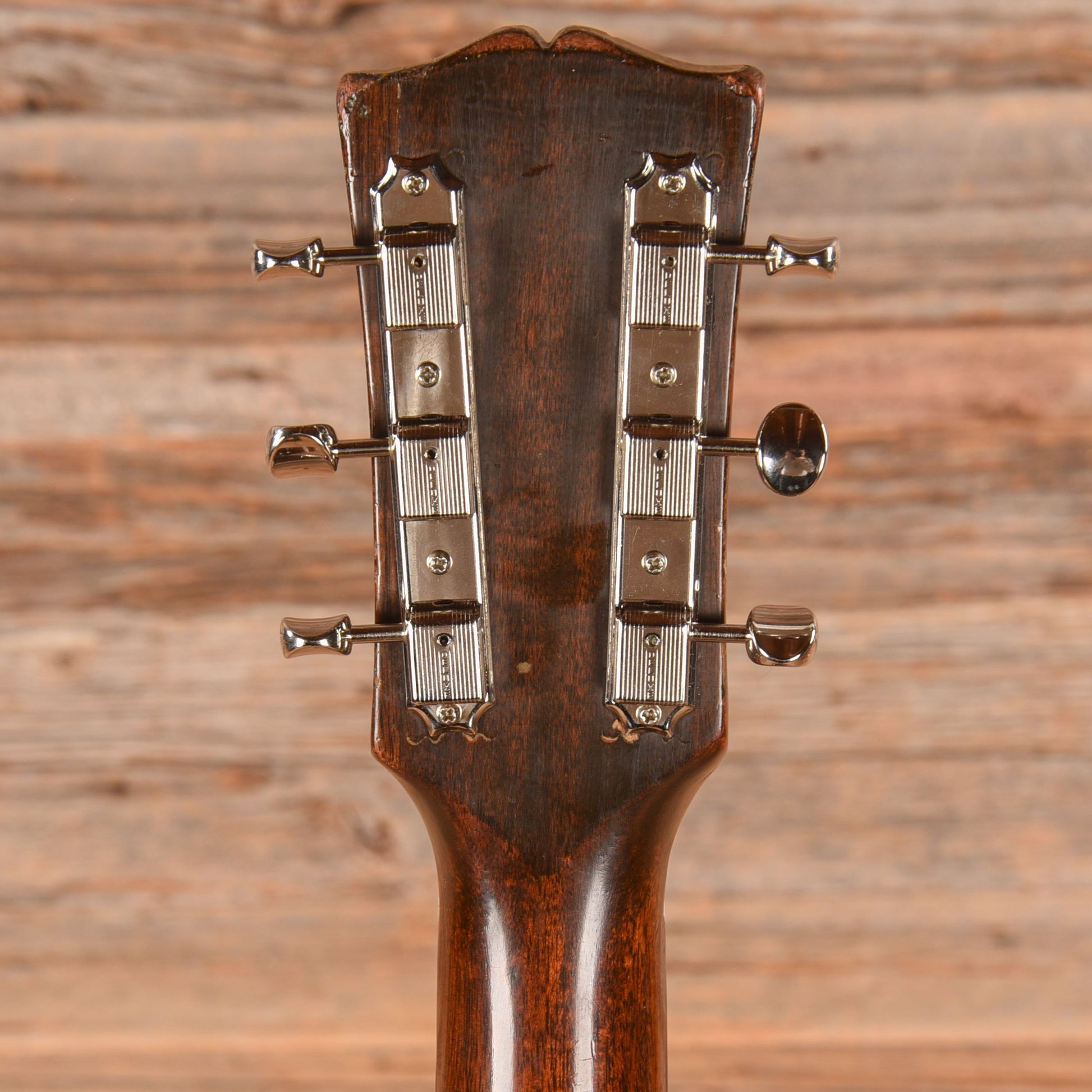 Gibson J-45 Sunburst Refin 1947