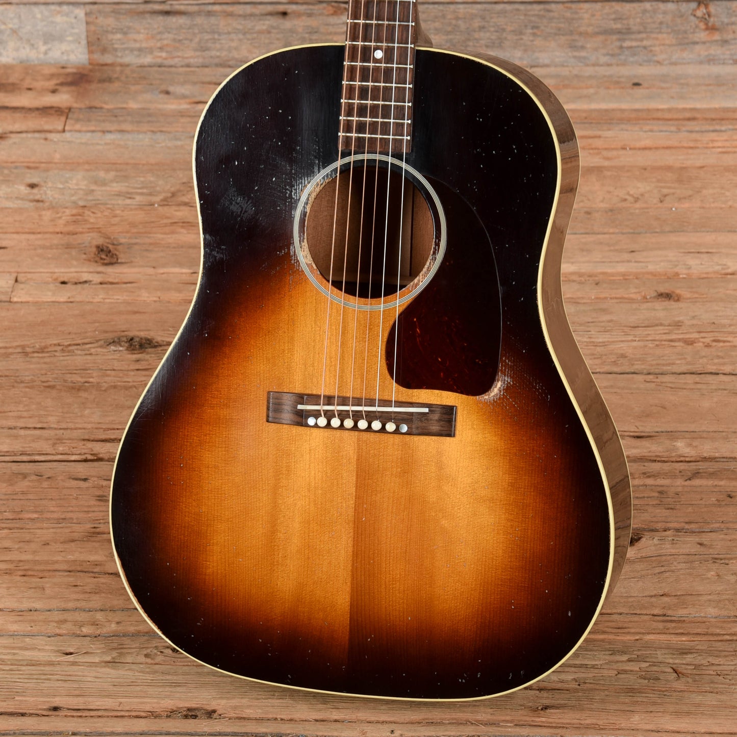 Gibson Custom Shop 1942 Banner J-45 Vintage Sunburst Murphy Lab Heavy Aged
