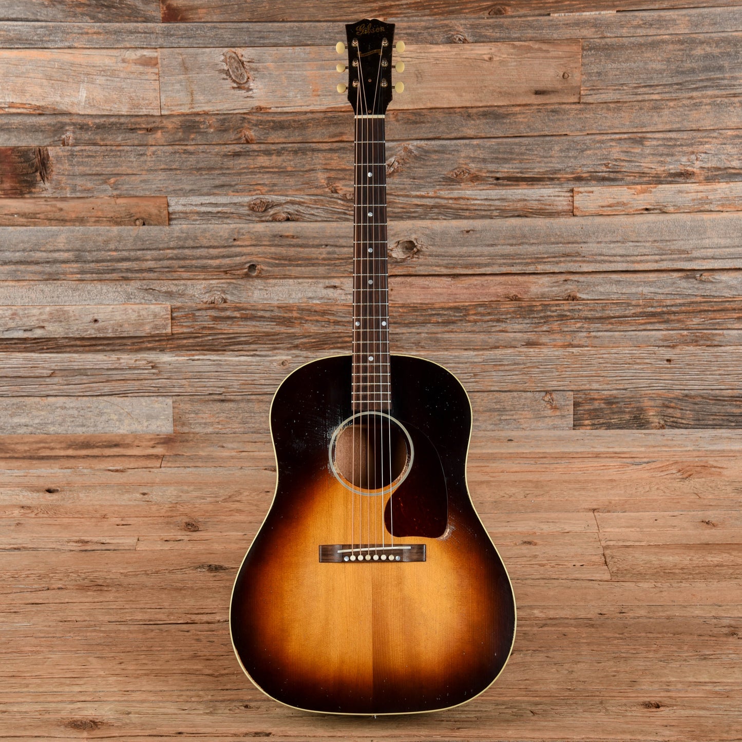 Gibson Custom Shop 1942 Banner J-45 Vintage Sunburst Murphy Lab Heavy Aged