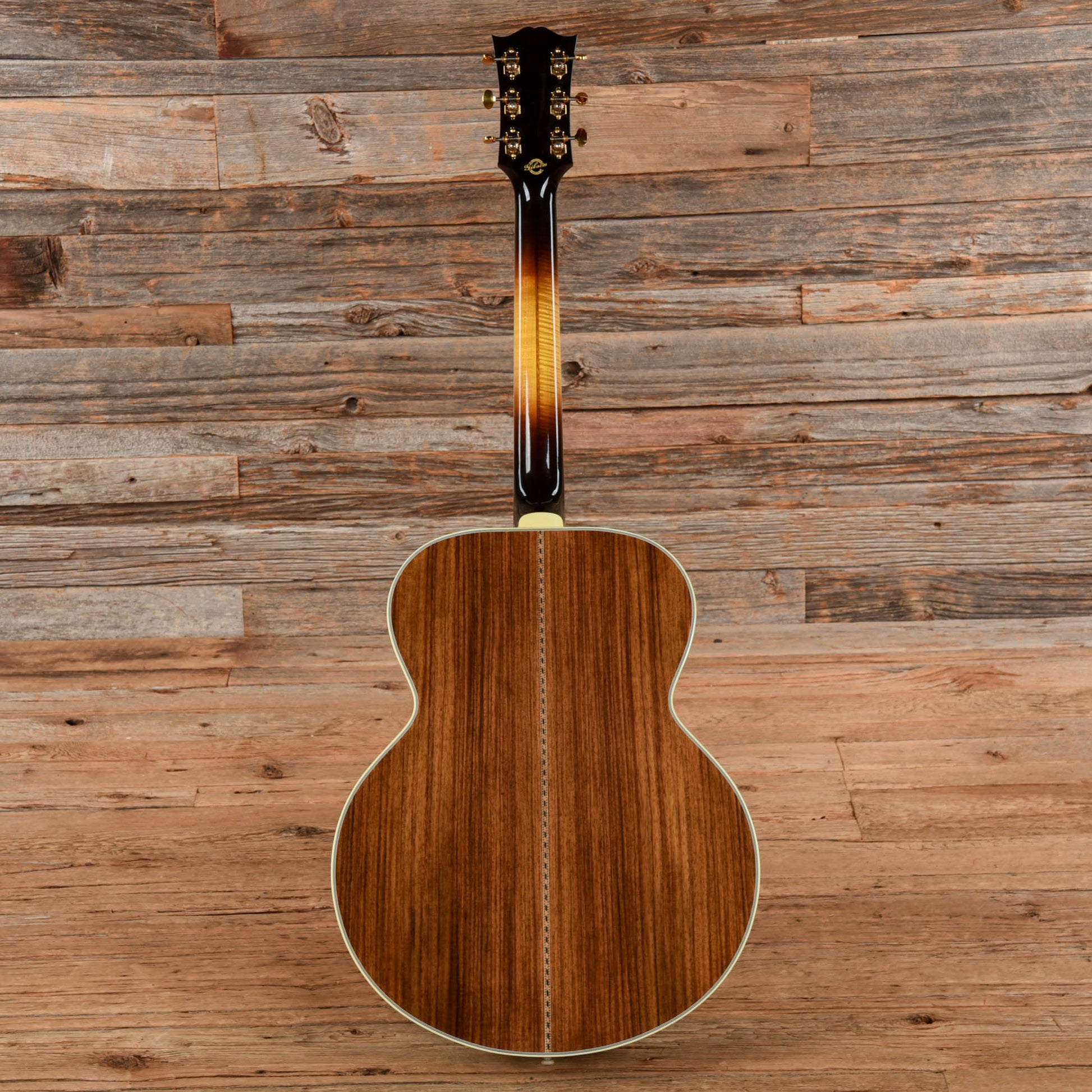 Gibson SJ-200 Western Classic Vintage Sunburst 2023