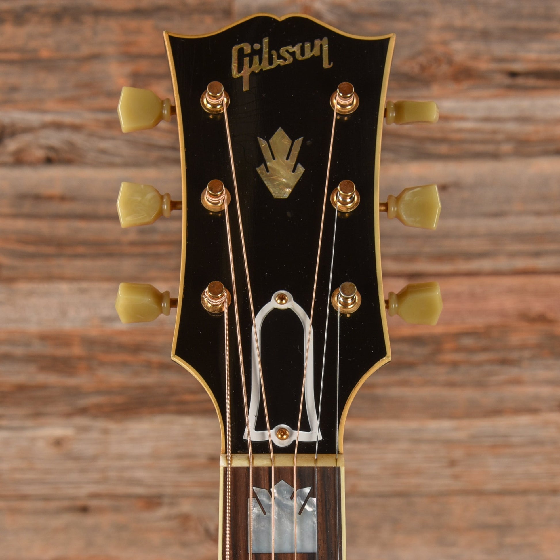 Gibson Custom Murphy Lab '57 SJ-200 Light Aged Vintage Sunburst 2024