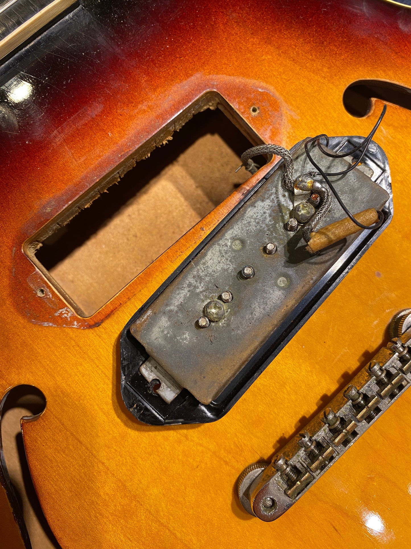 Gibson ES-330T Sunburst 1962