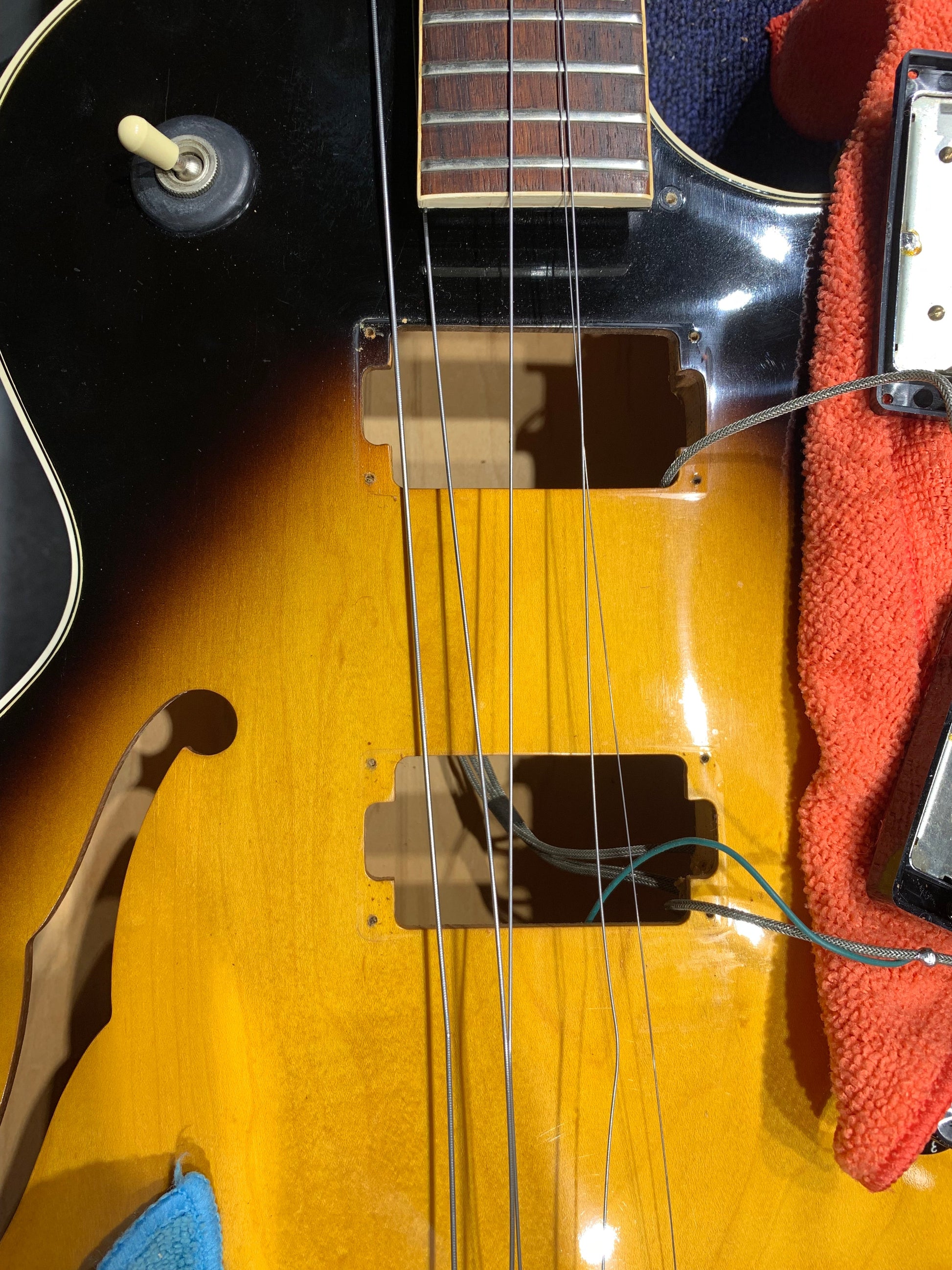 Gibson ES-175D Sunburst 1976