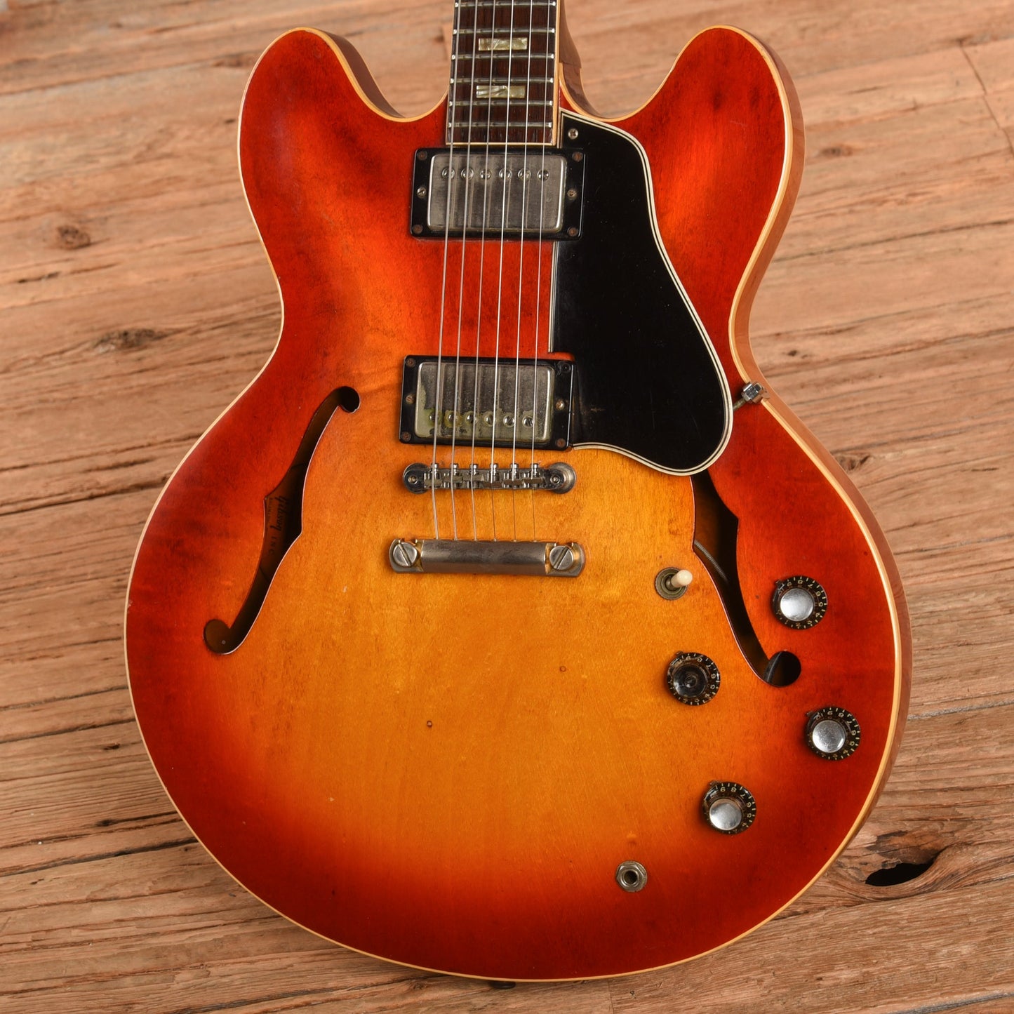 Gibson ES-335 Sunburst 1963
