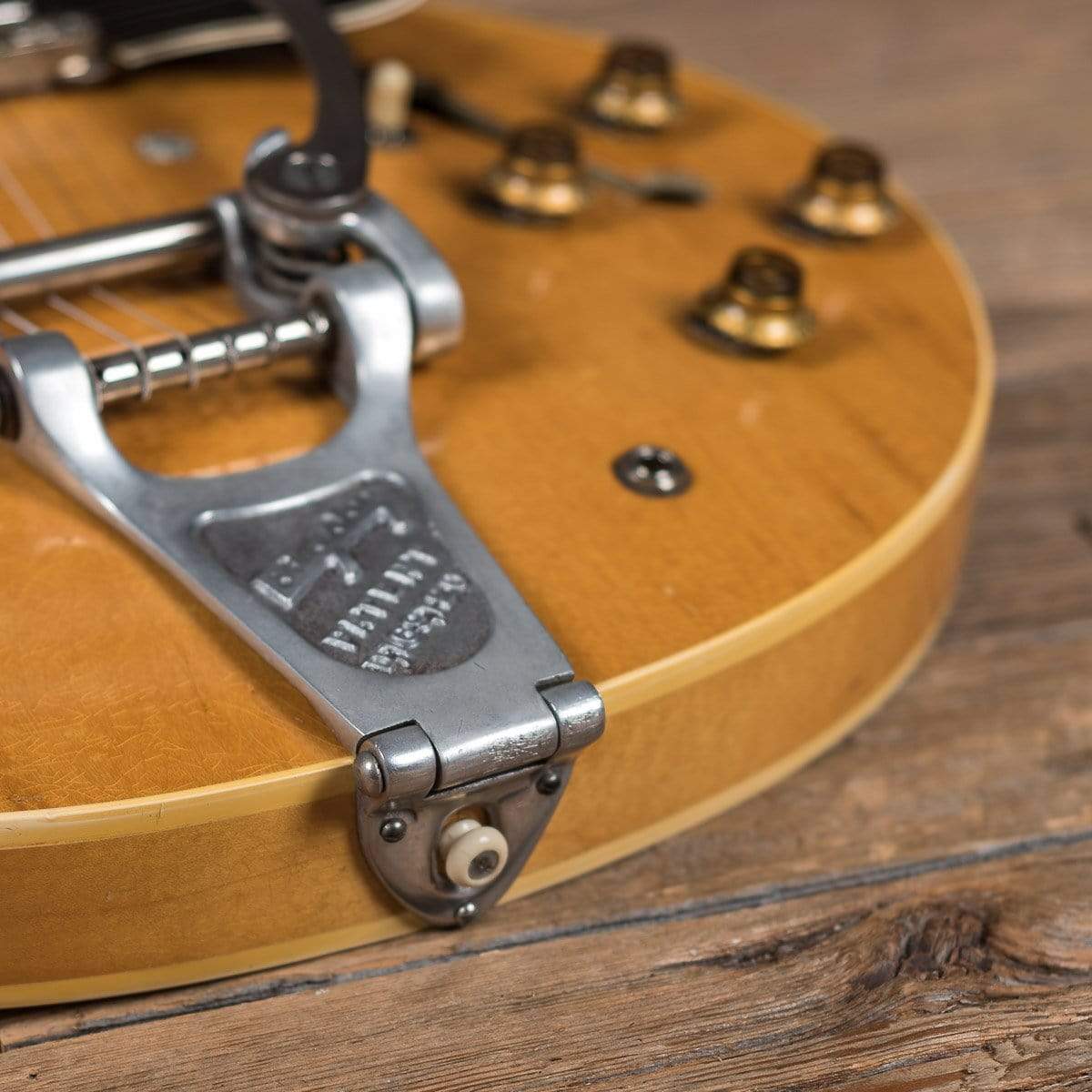 Gibson ES-335TDN with Custom Factory Split Parallelogram Inlays and Bigsby Natural 1960