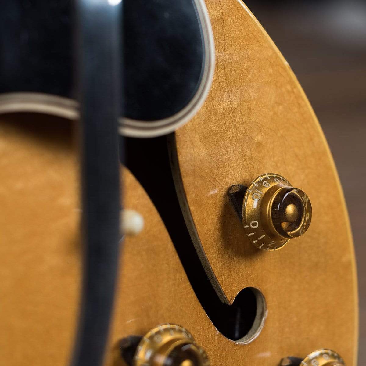 Gibson ES-335TDN with Custom Factory Split Parallelogram Inlays and Bigsby Natural 1960