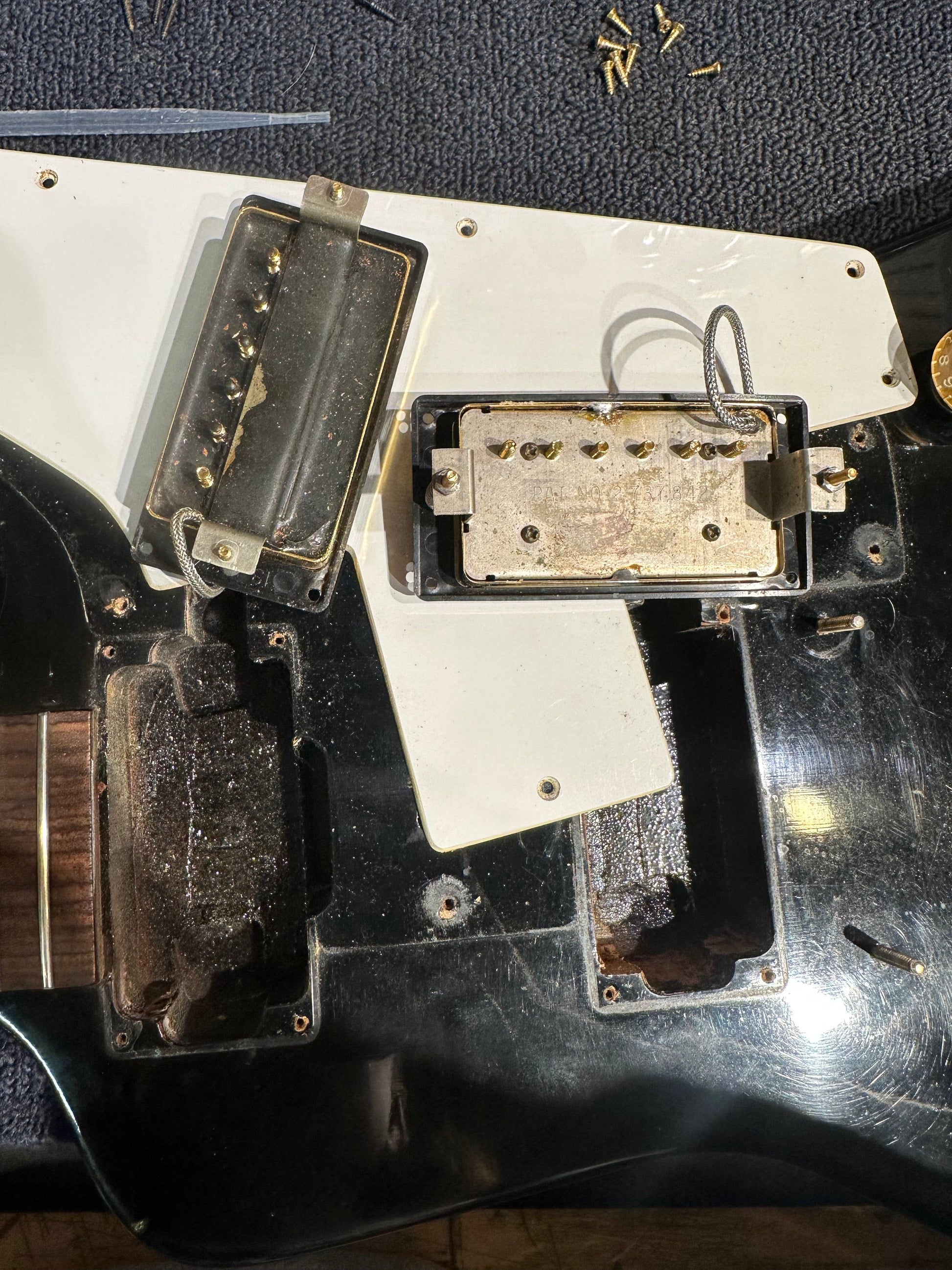Gibson Explorer Black 1976