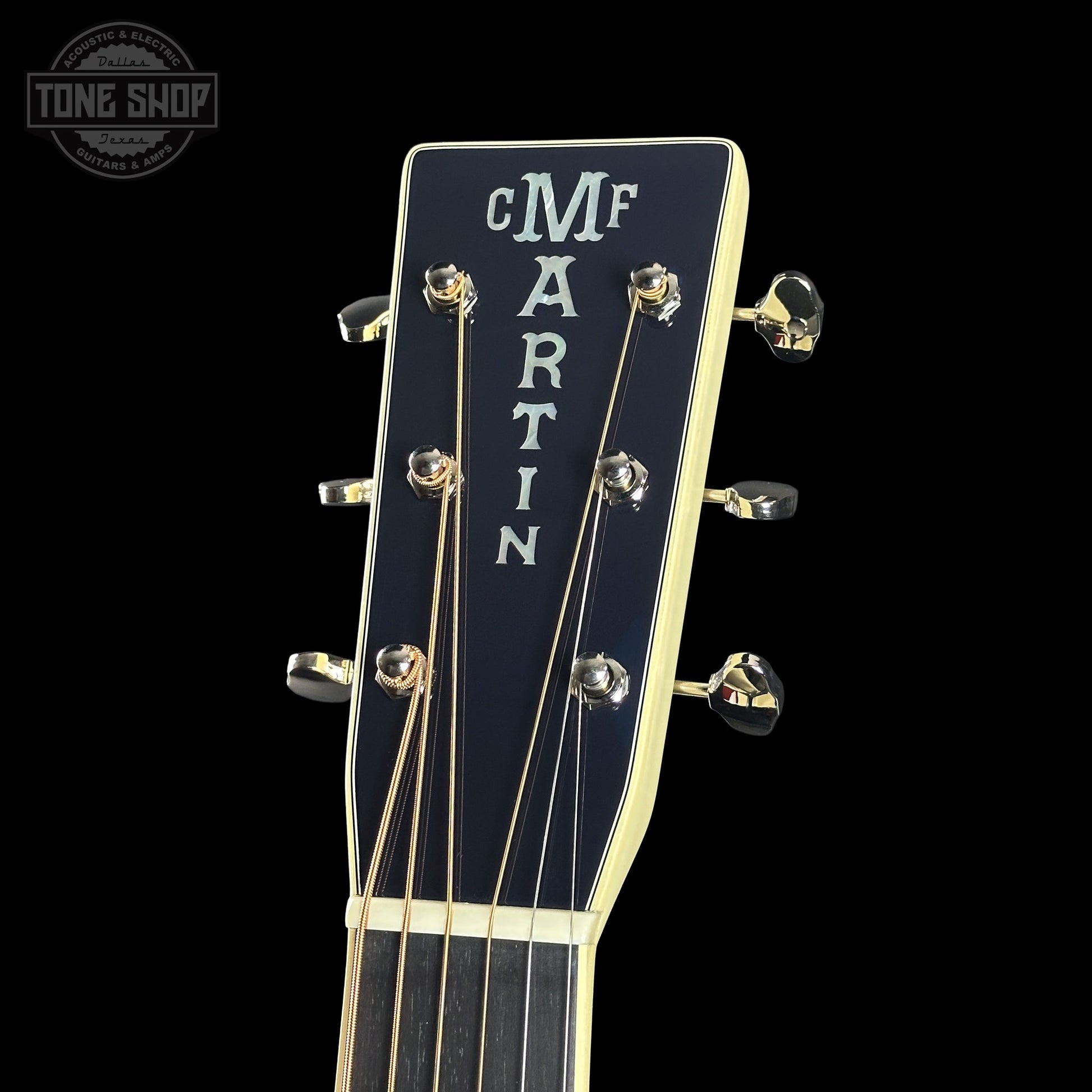Martin Custom Shop Dread Red/White/Blue Sitka/EIR w/case 2868625