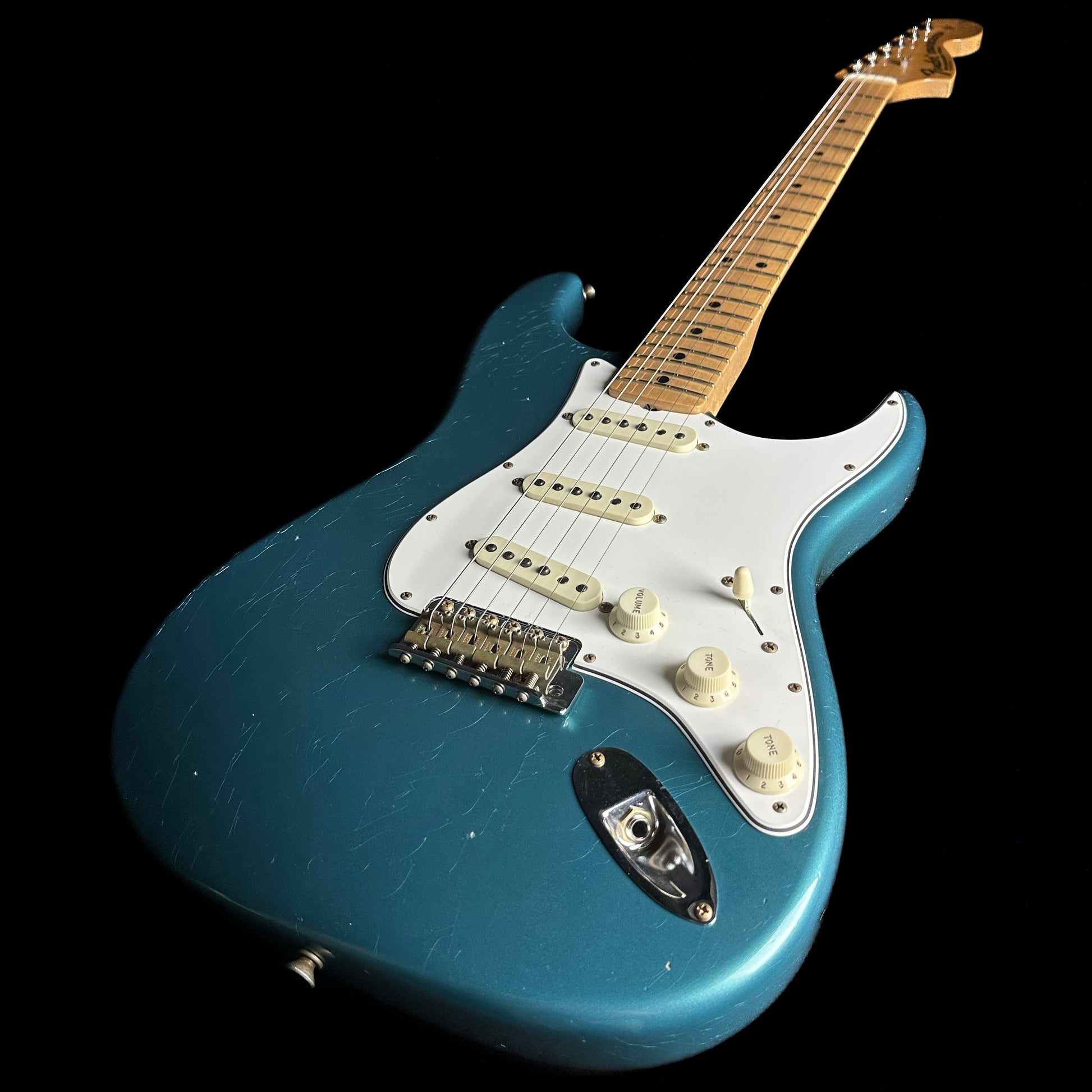 Fender Custom Shop Limited Edition 68 Strat Journeyman Relic Aged Ocean Turquoise w/case CZ561077