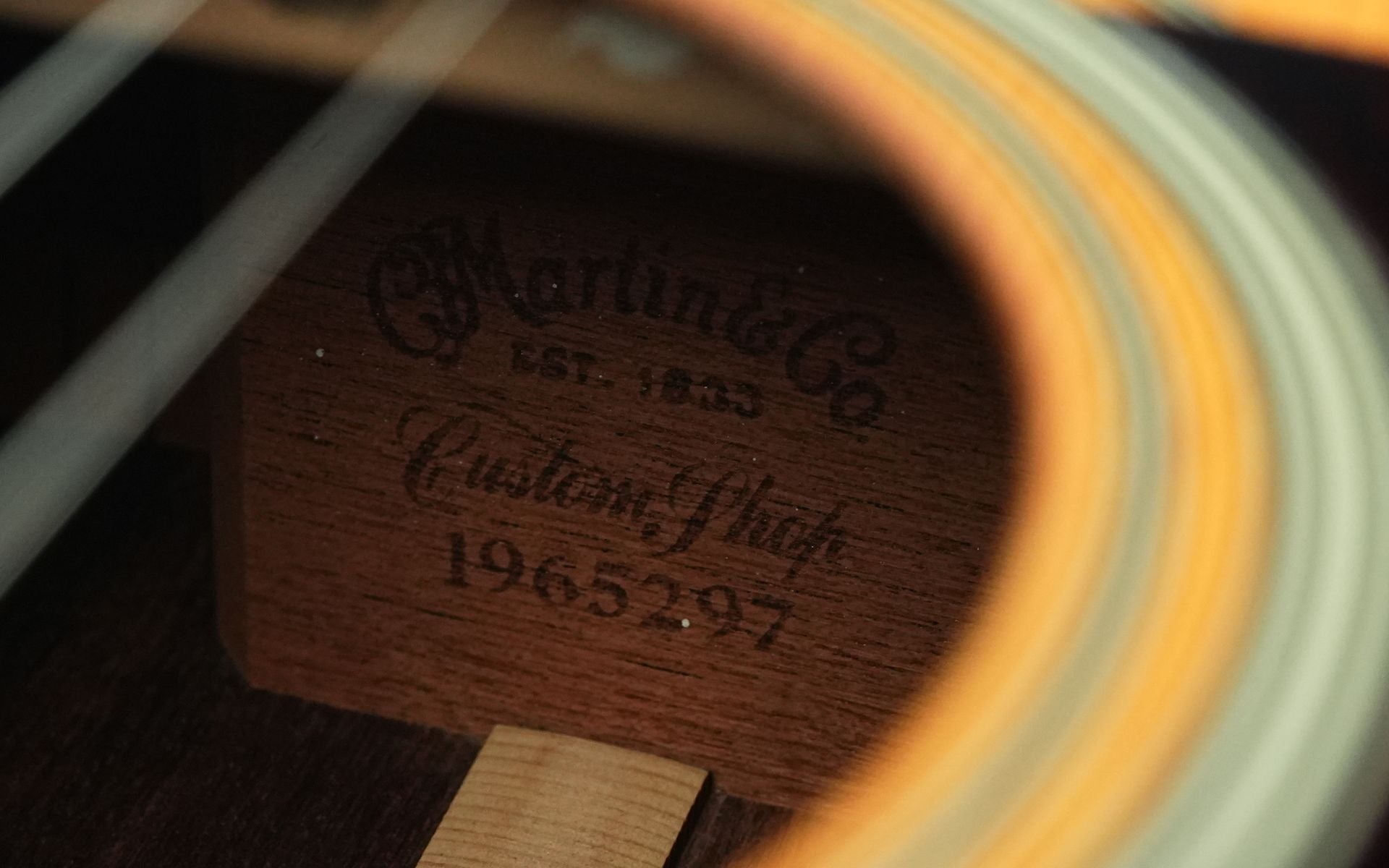 Martin D28 Custom shop Cocobolo Adirondack 2016