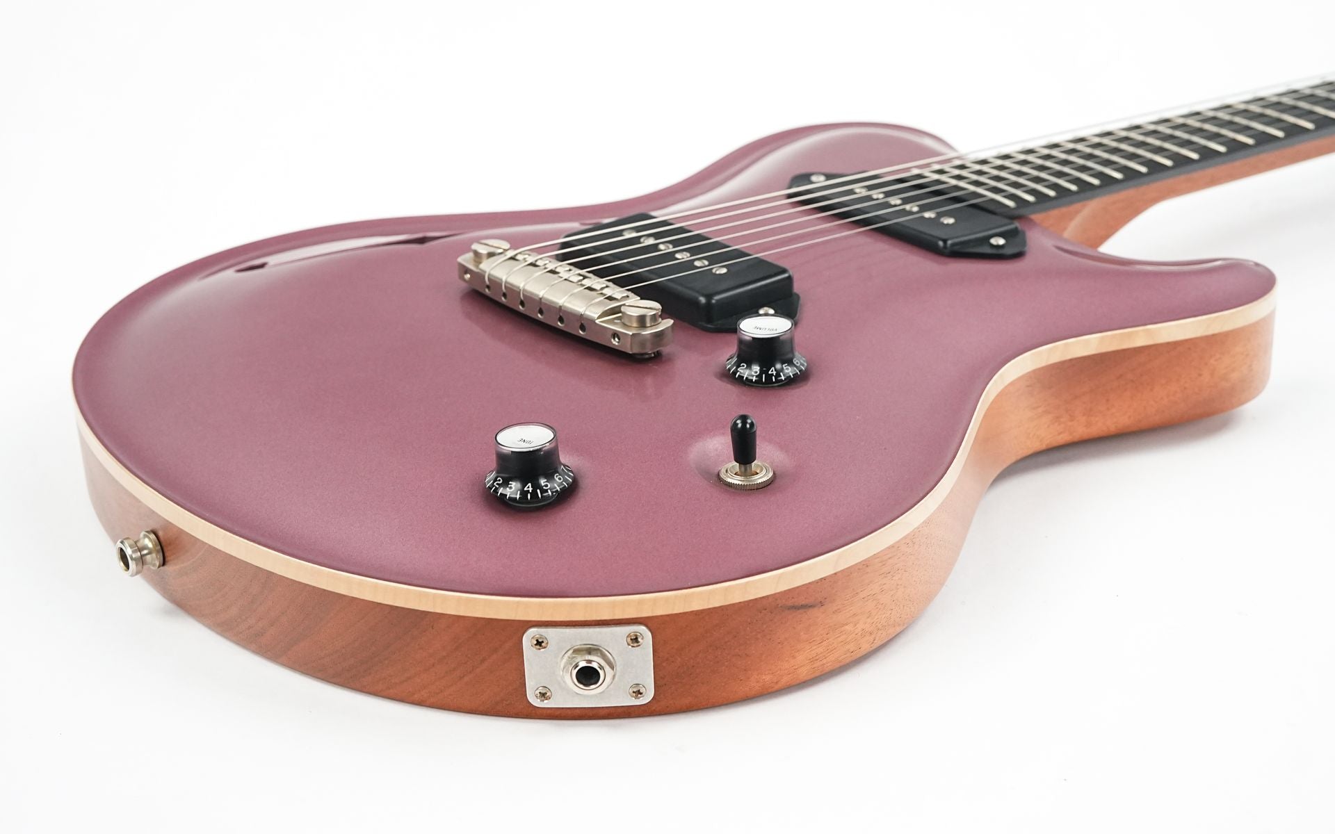 Nik Huber Dolphin II Burgundy Mist 2023