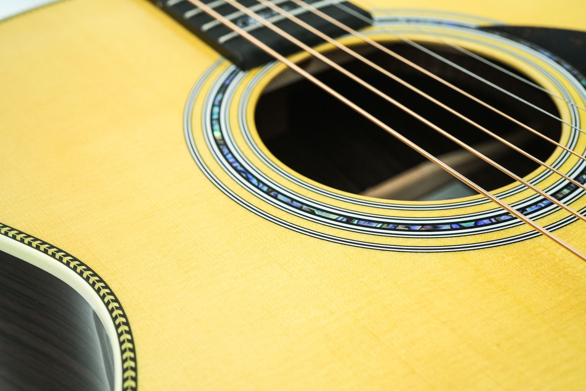 Martin OMJM John Mayer Signature