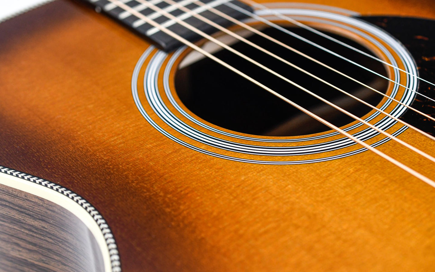 Martin OM28 Standard Refresh Ambertone