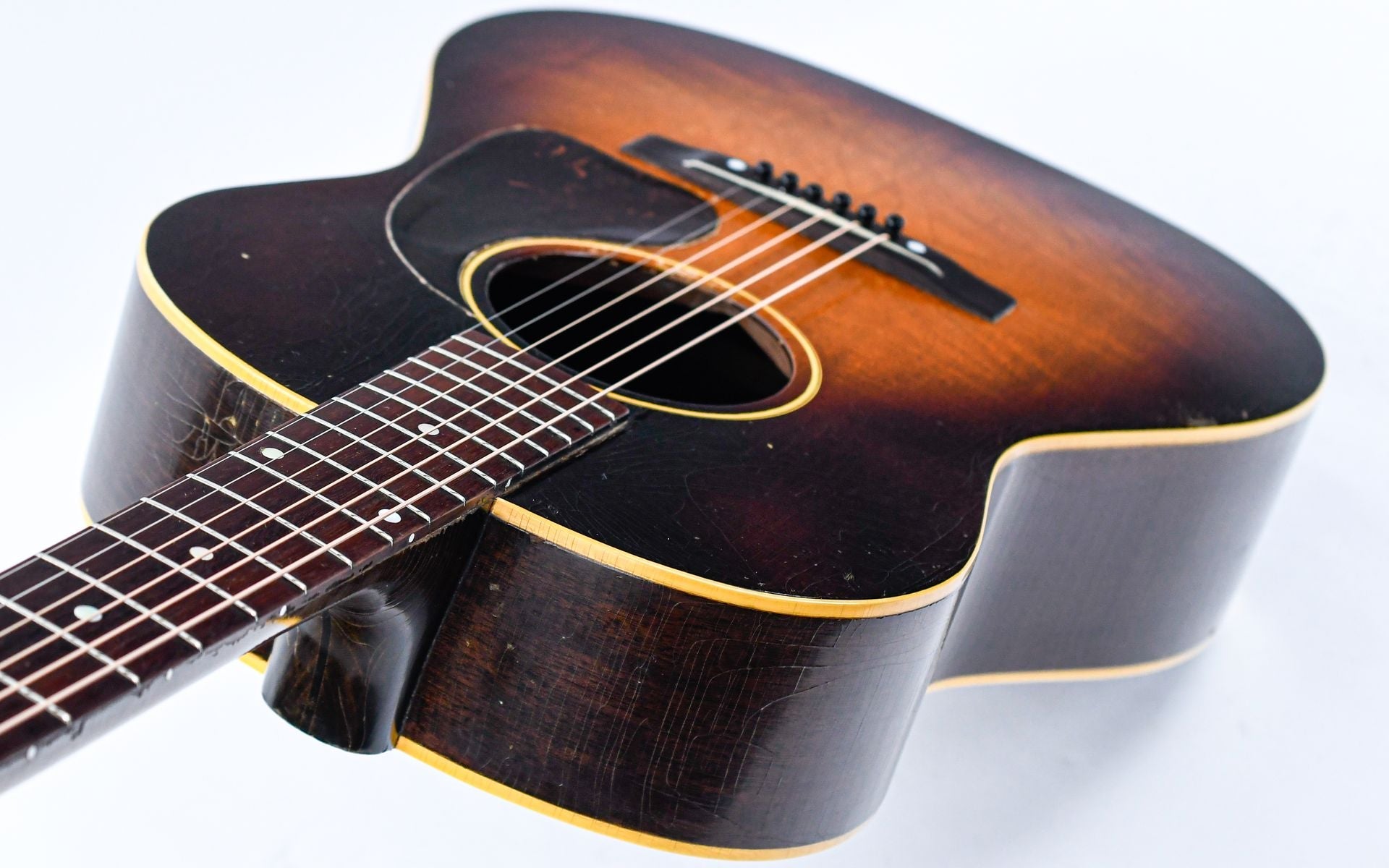 Gibson LG2 Banner Hogtop Sunburst 1944