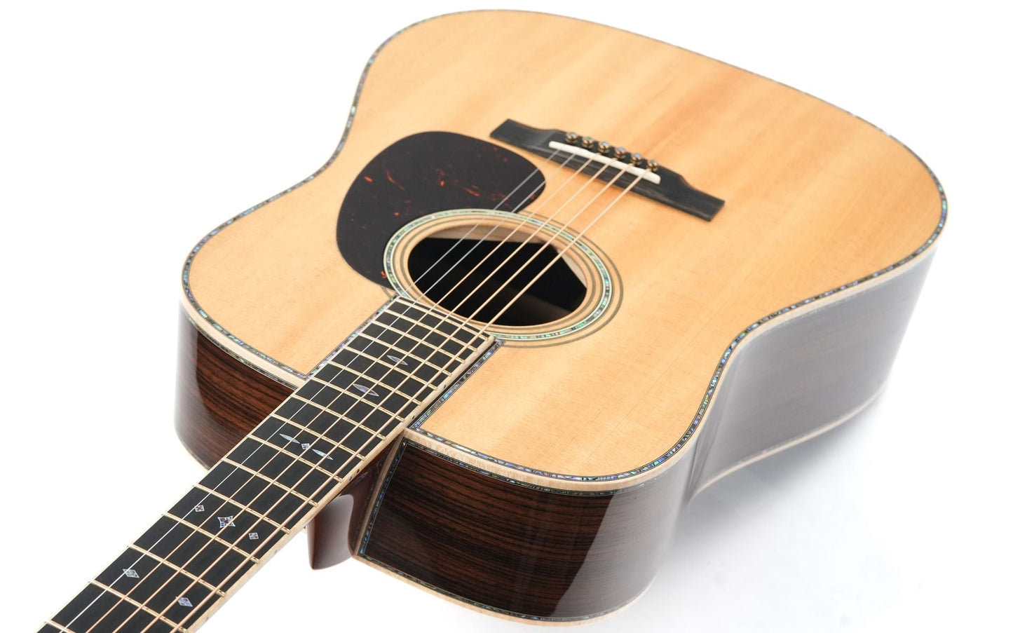 Martin D45 Modern Deluxe 2024