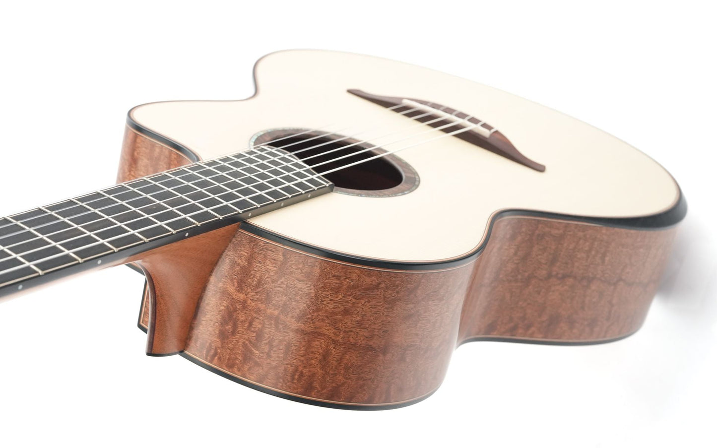 Lowden S50J Mastergrade Quilted Mahogany Alpine Spruce