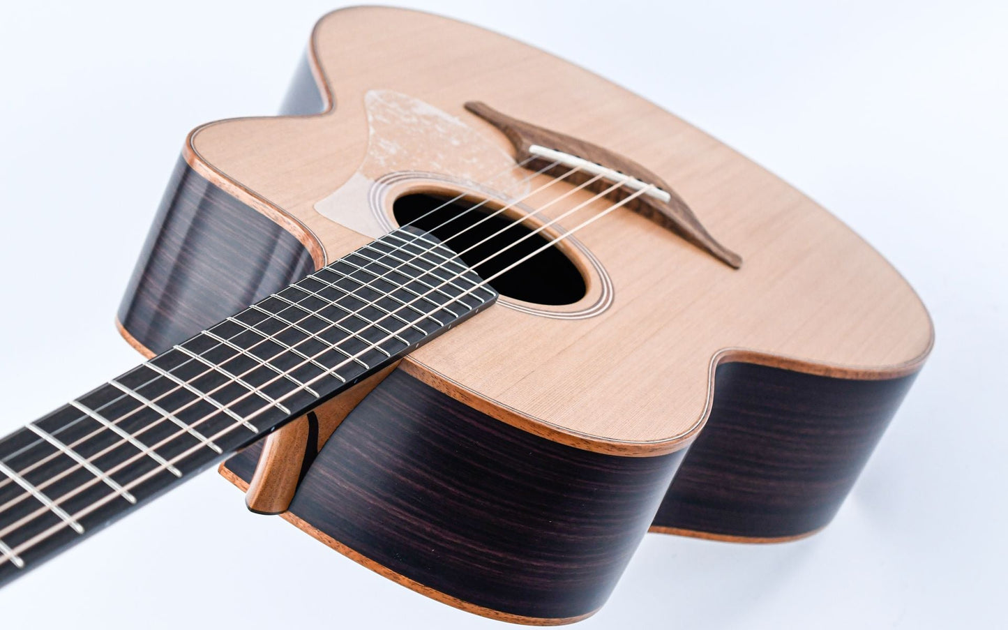 Lowden F25C Fan Fret Indian Rosewood Cedar