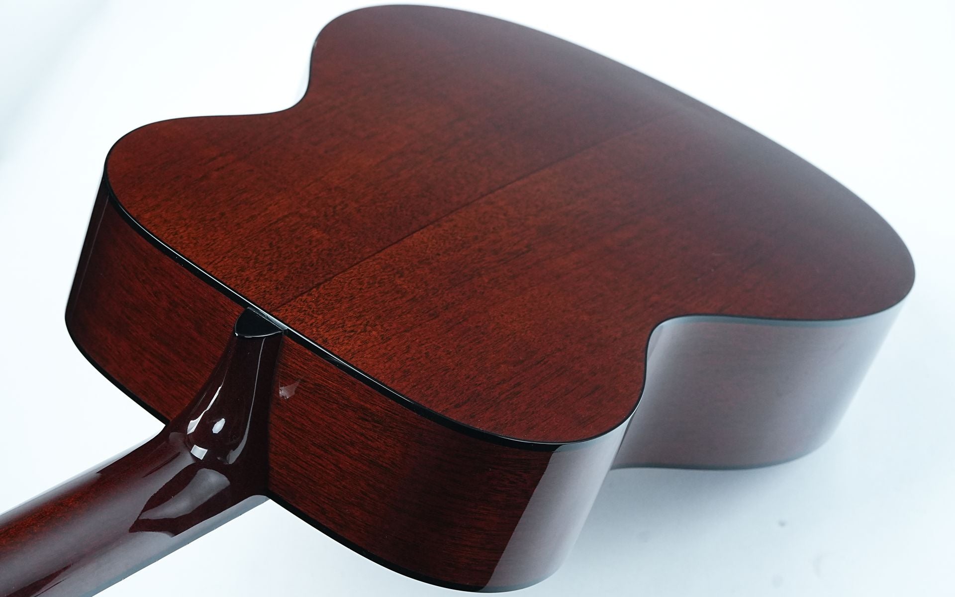 Martin OM18 Authentic 1933 2013