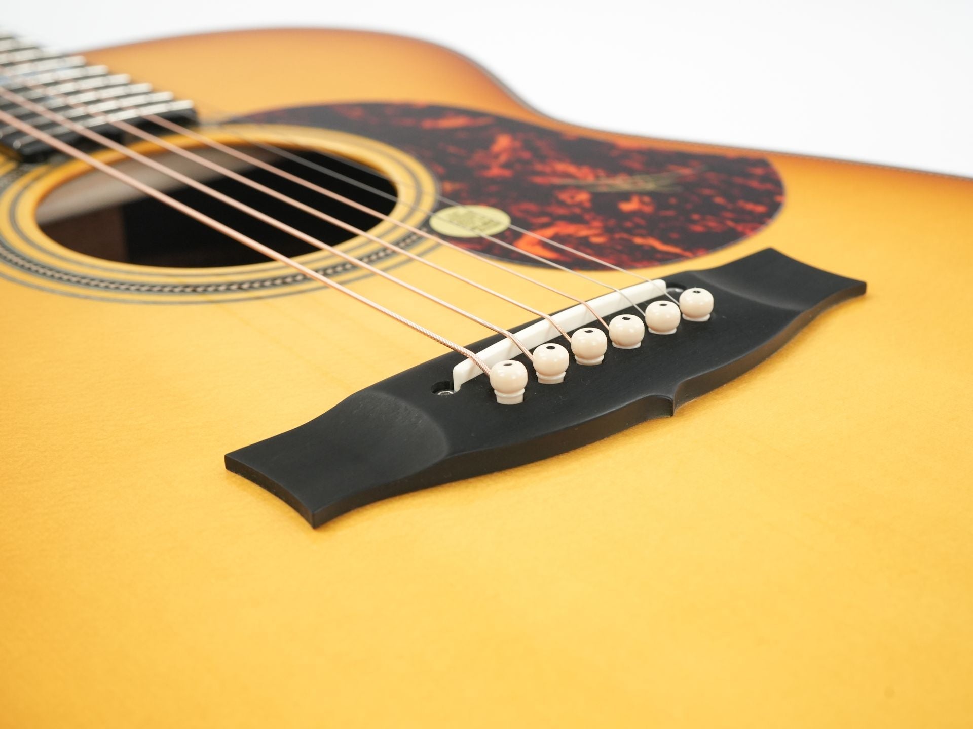 Maton Messiah EM100 808 Sunburst