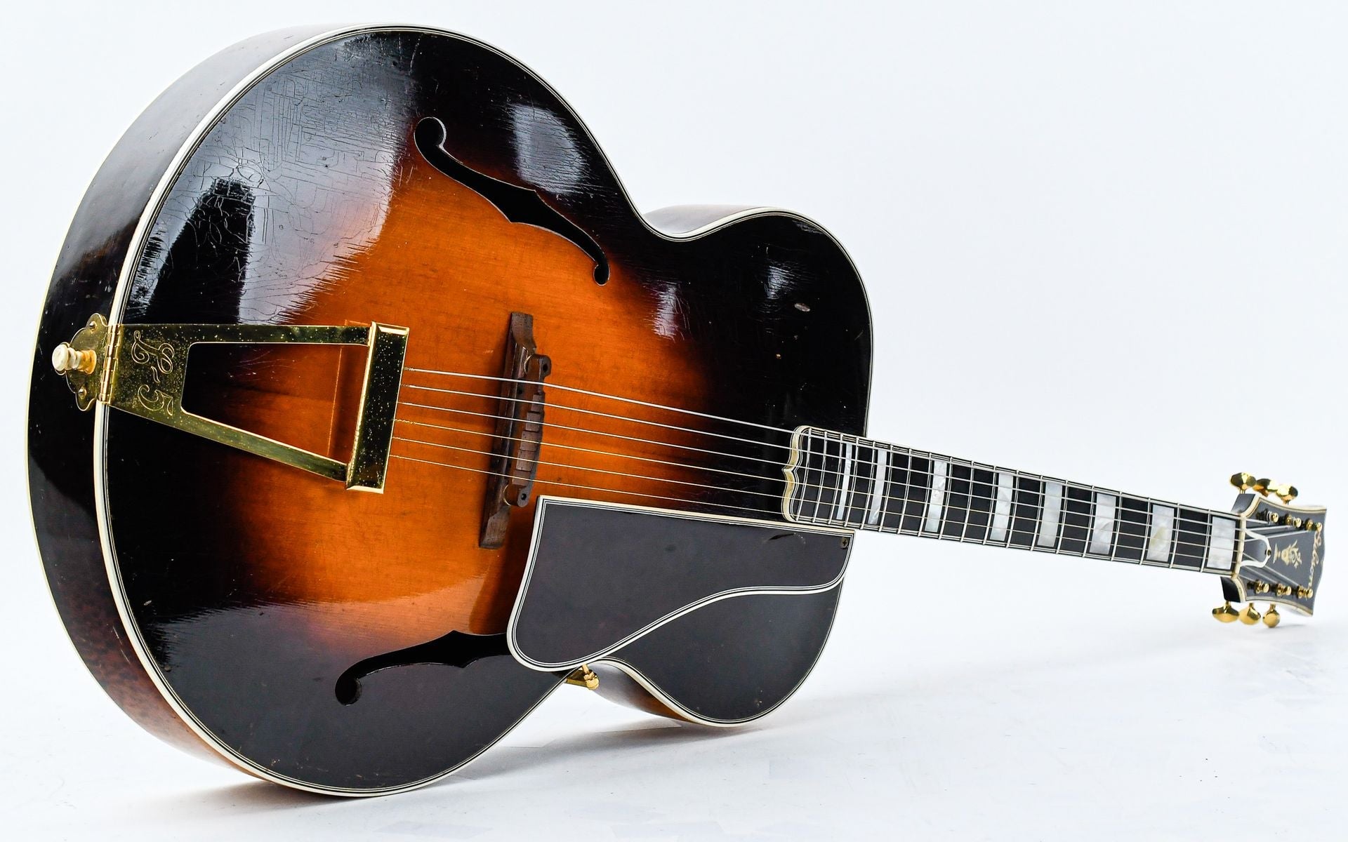 Gibson L5 Sunburst 17” 1934