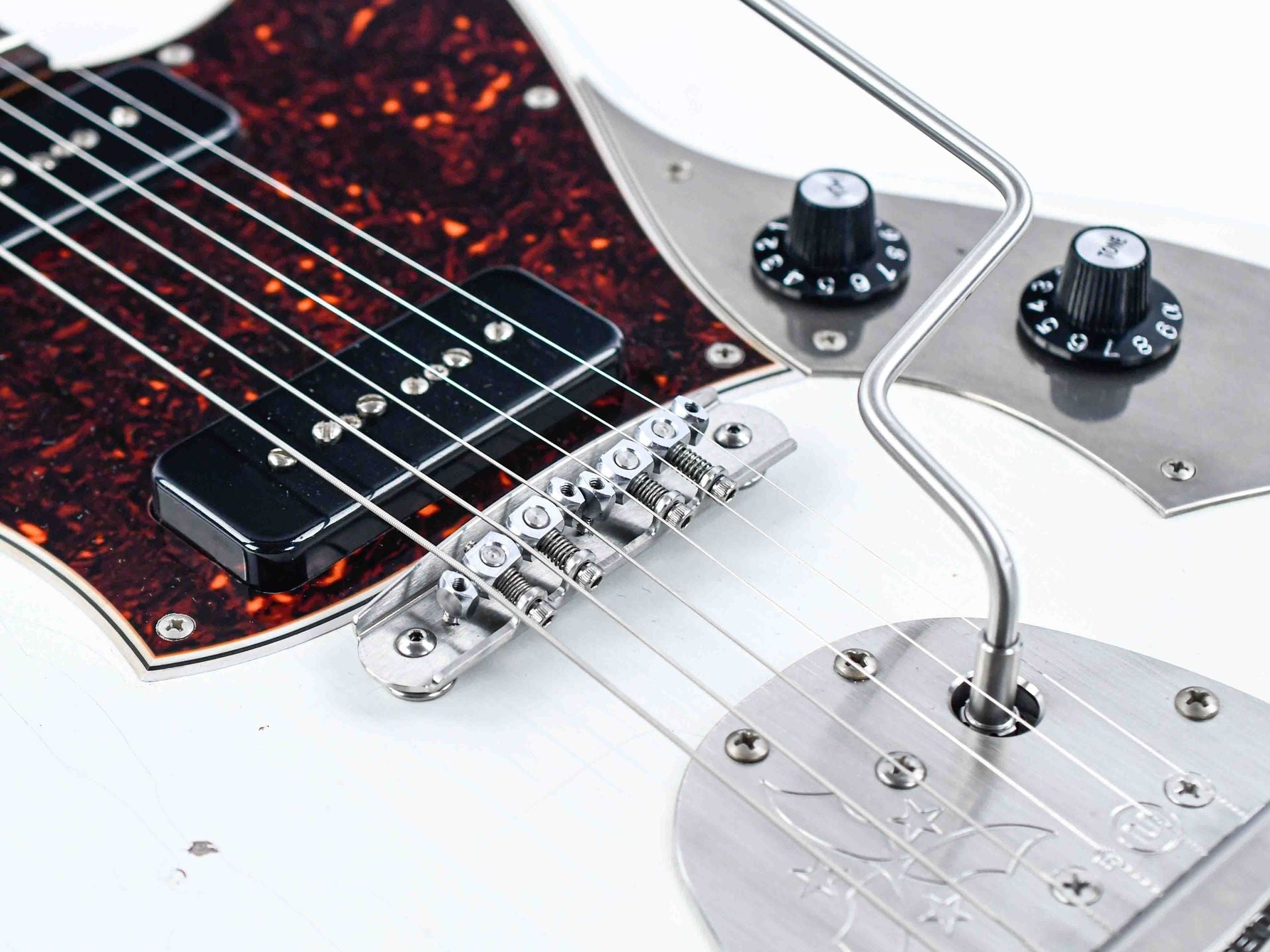 Novo Limited Dealer Serus J Finish Over Finish Olympic White