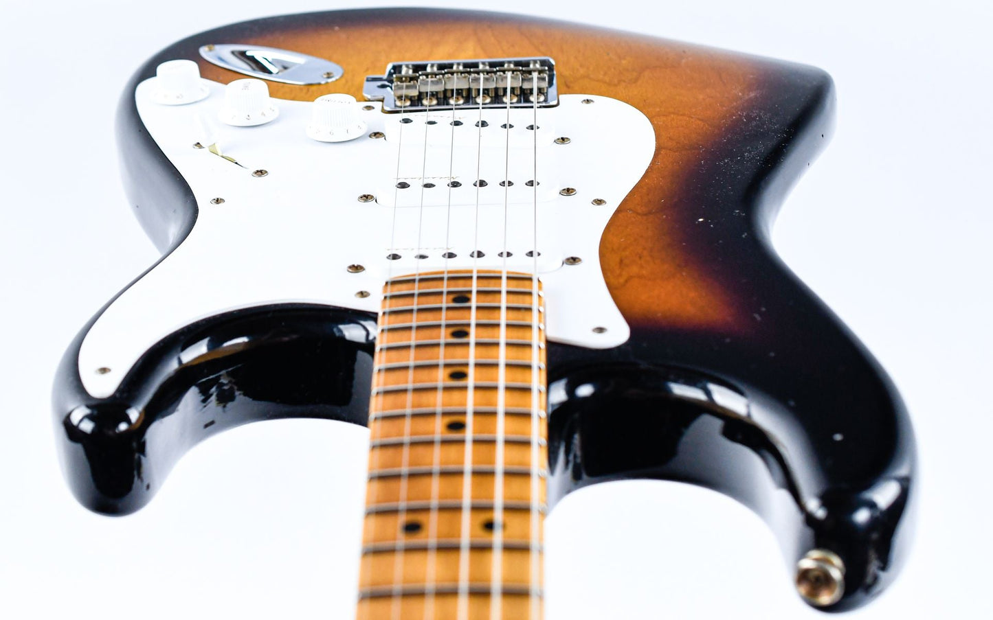Fender Eric Clapton Stratocaster Journeyman Relic 2 Tone Sunburst
