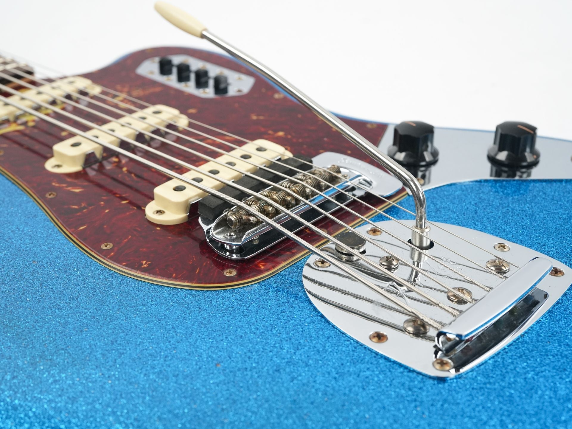 Fender Custom Shop Bass VI Journeyman Aged Blue Sparkle