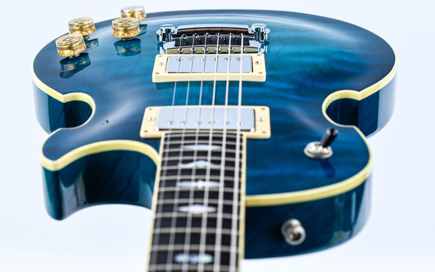 Dommenget Lizard Hybrid Blueburst 1998