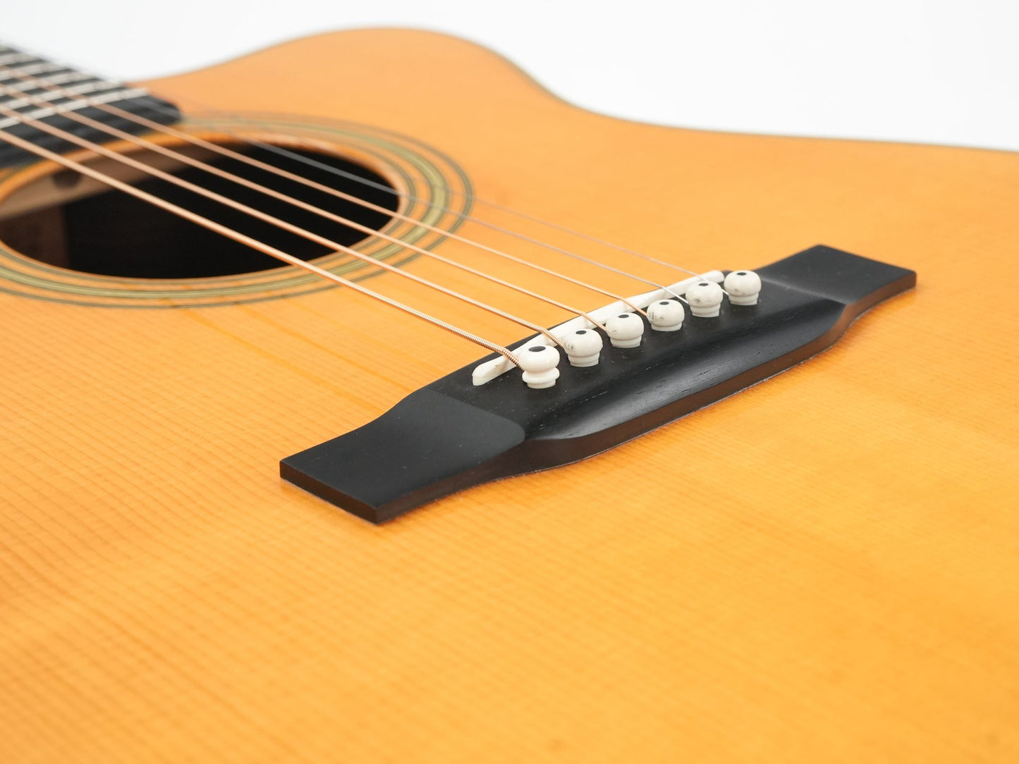 Martin OMC28 Laurence Juber 2004