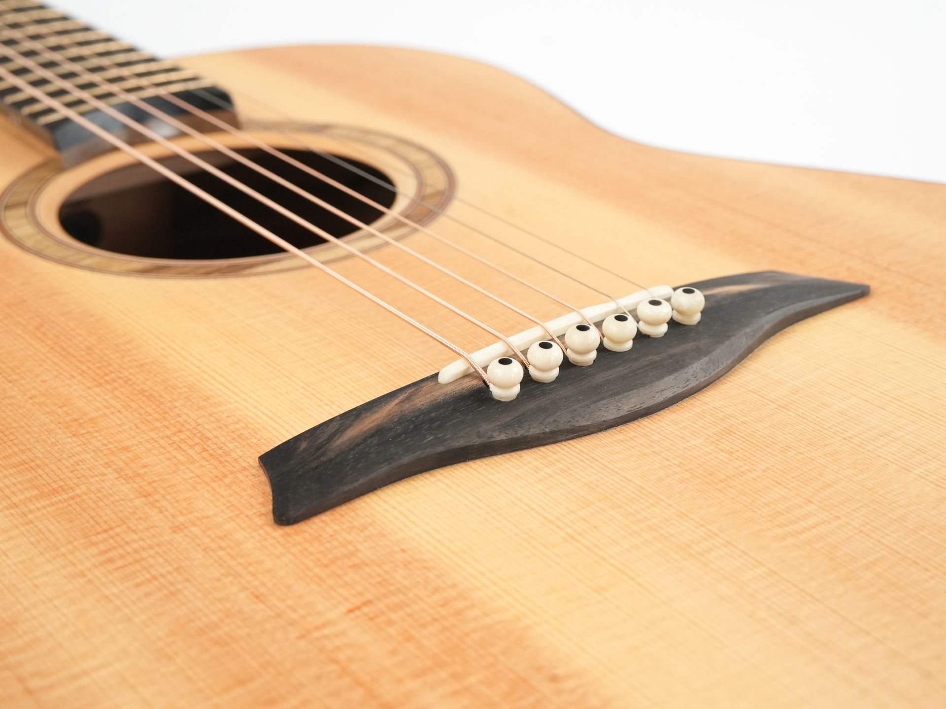 Sergei de Jonge Grand OM Black Limba Spruce
