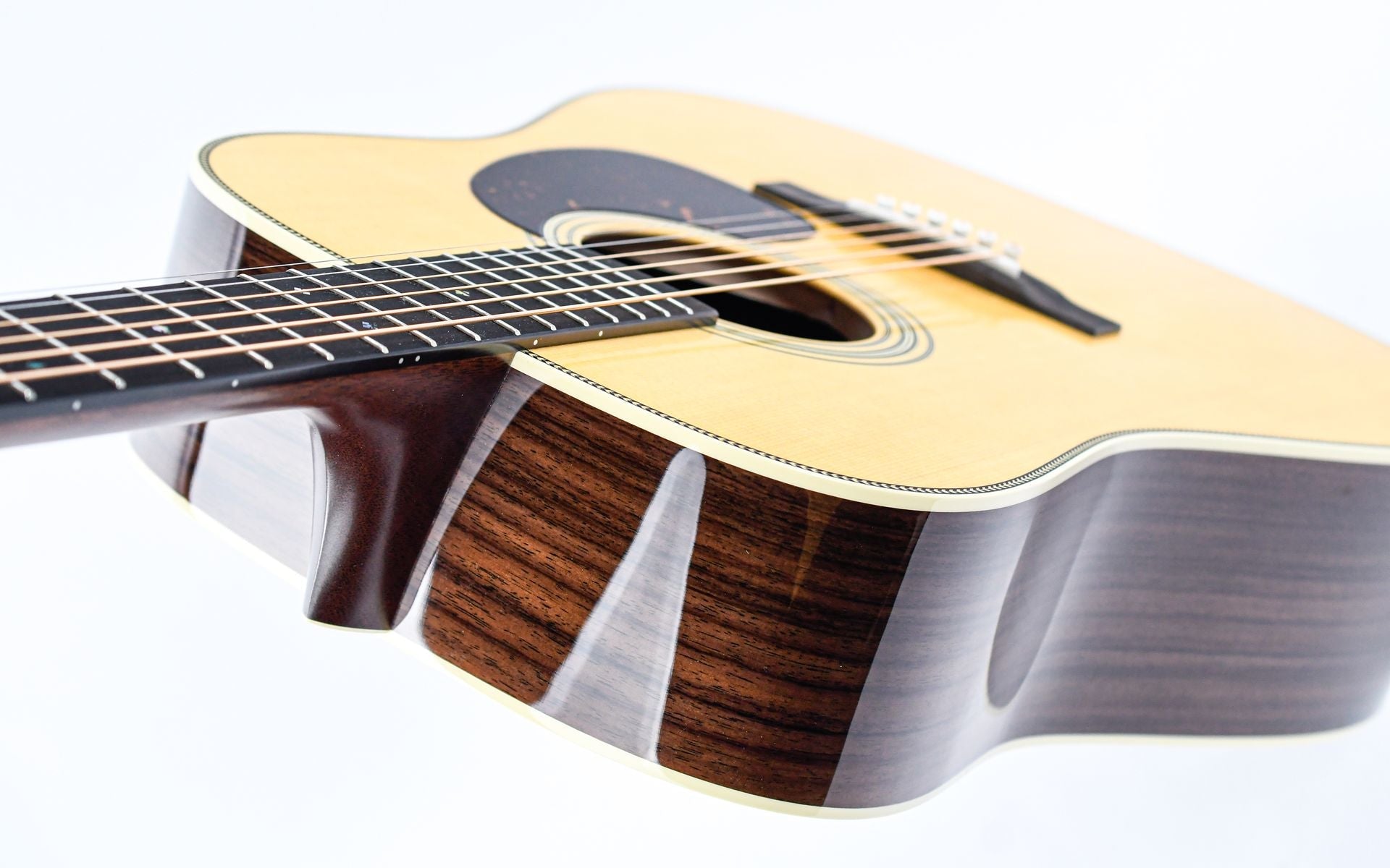 Martin HD28 Standard Refresh Natural