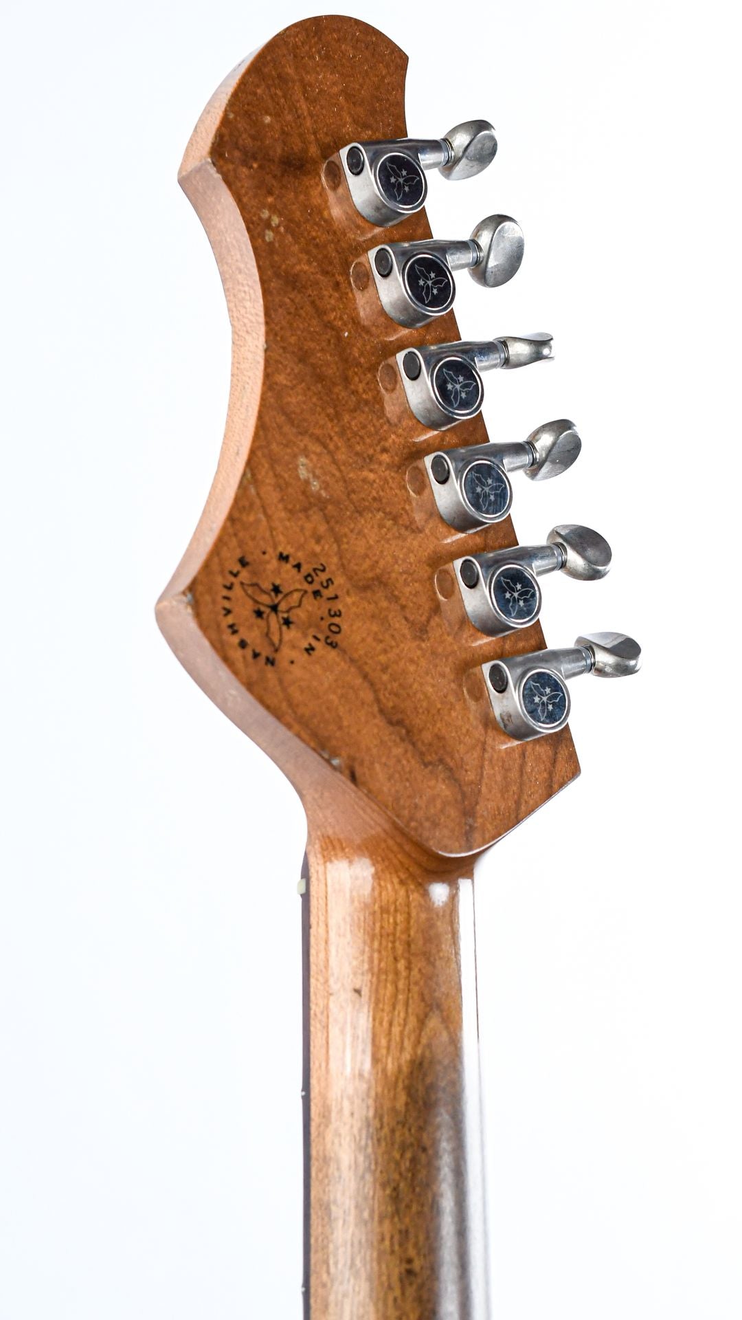 Novo Voltur B6 Nucleus Starry Night