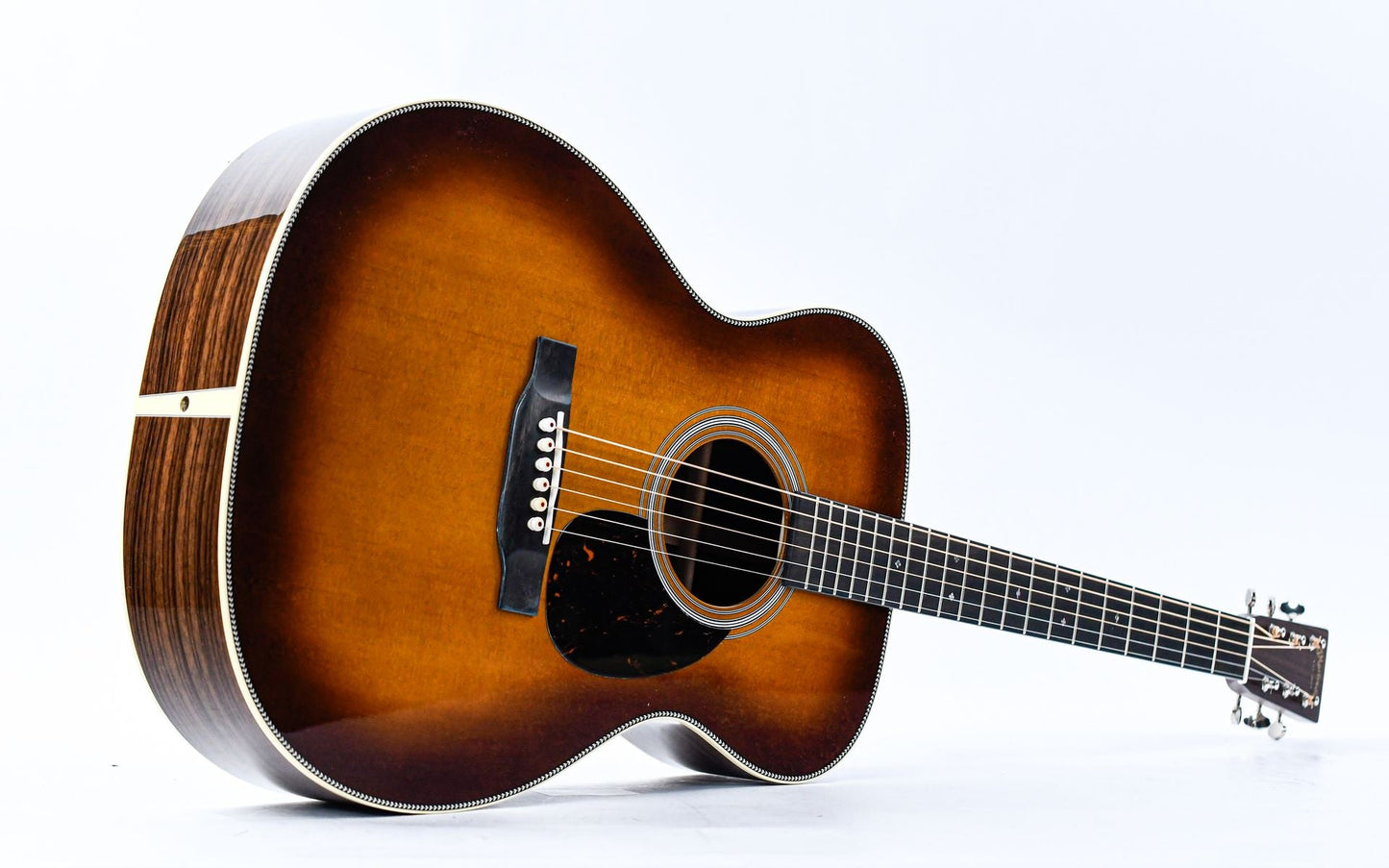 Martin OM28 Standard Refresh Ambertone