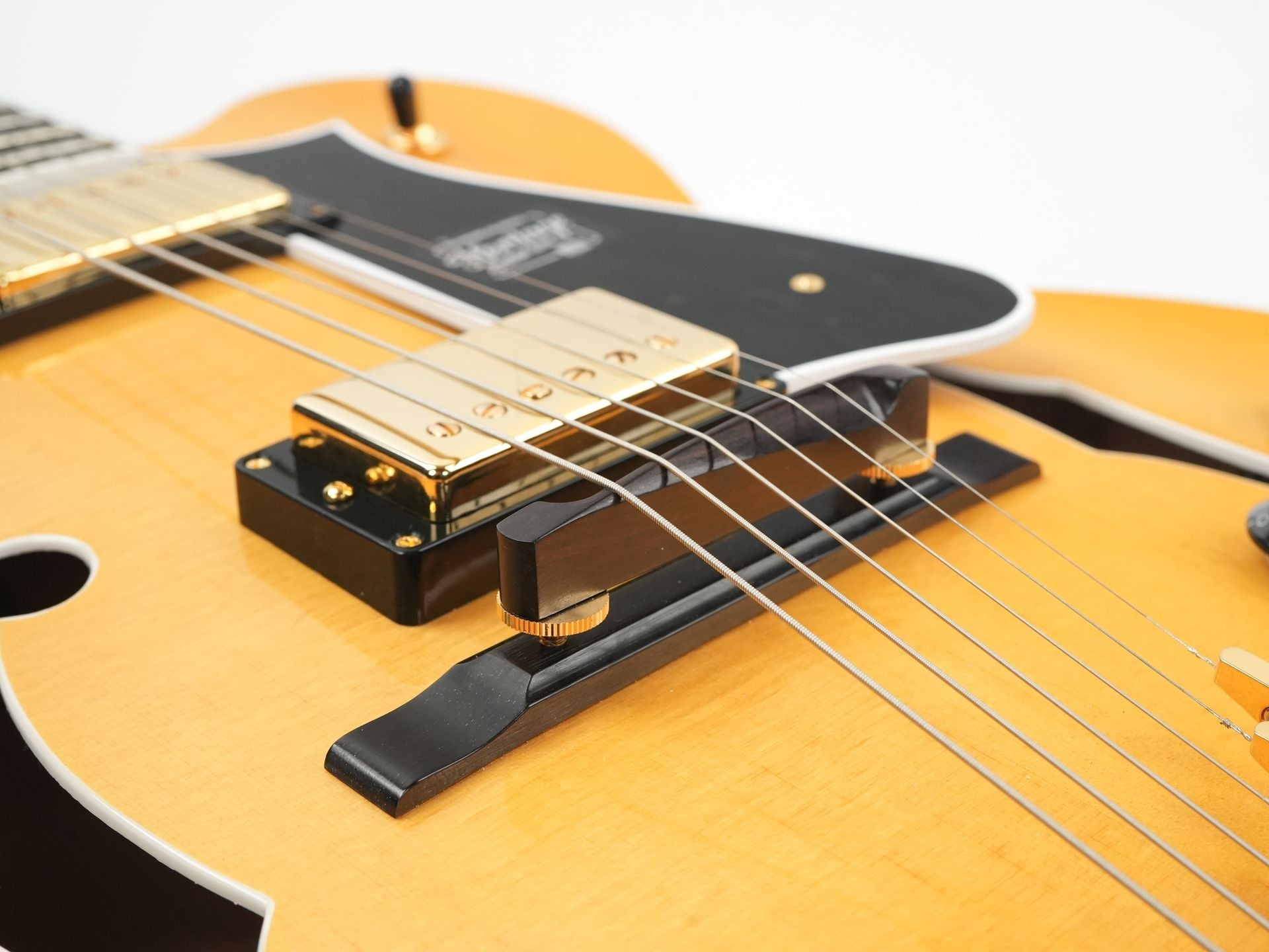 Heritage Eagle Classic Antique Natural