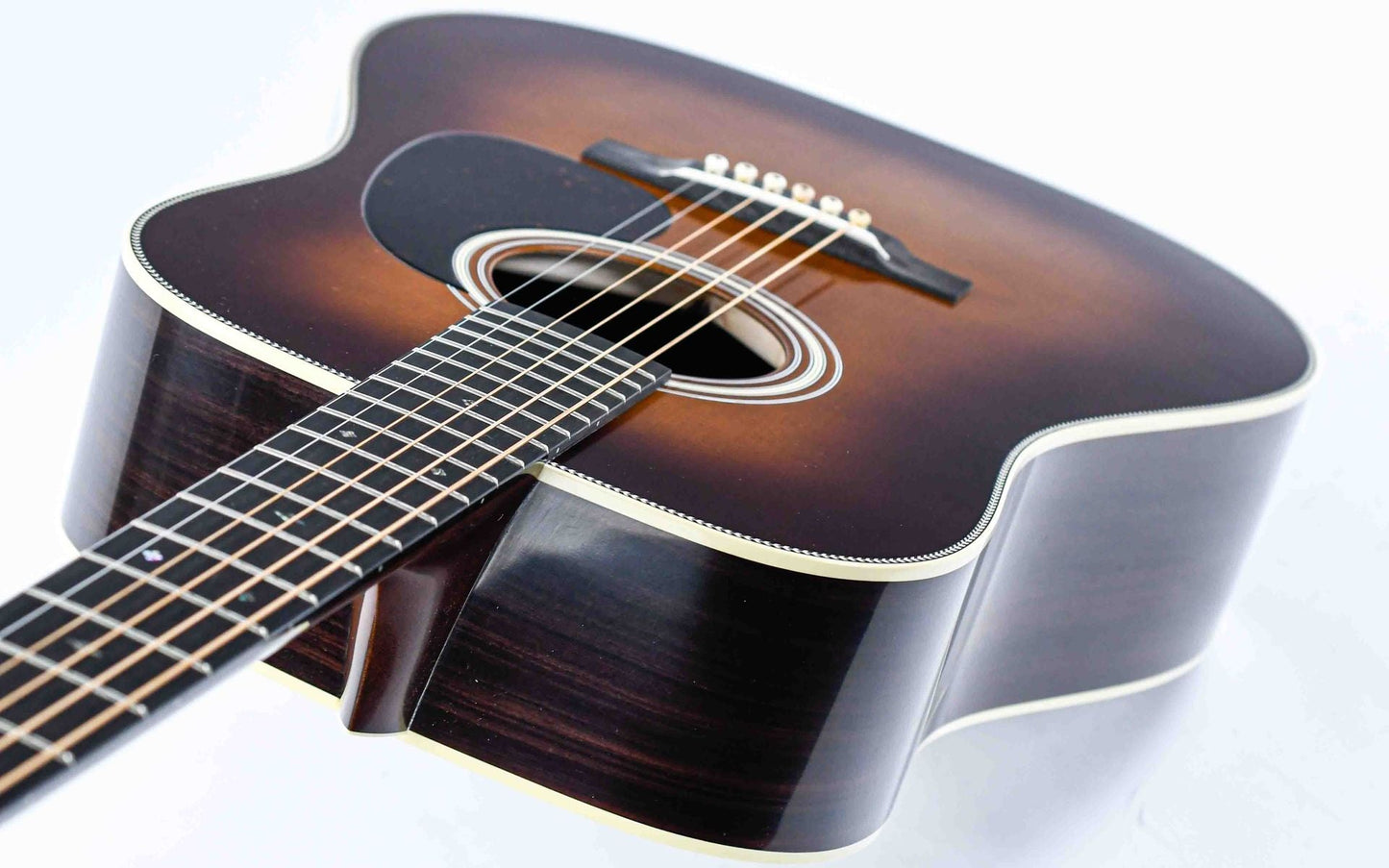 Martin Custom Shop Expert D28 1937 Ambertone