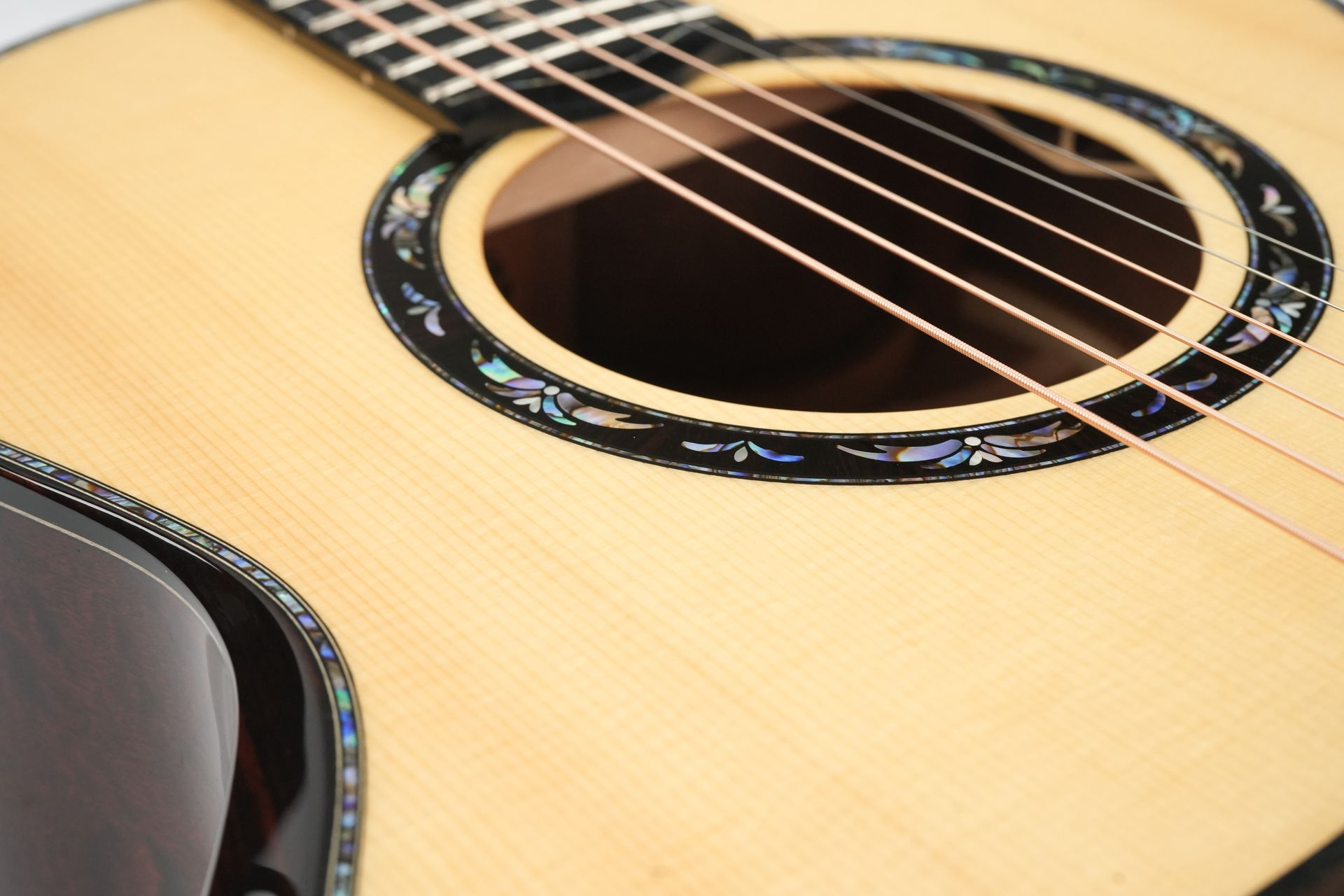 Kevin Ryan Nightingale Quilted Mahogany European Spruce 2022