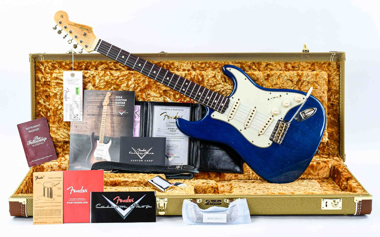 Fender Custom Shop 63 Stratocaster Journeyman Sapphire Blue Transparent