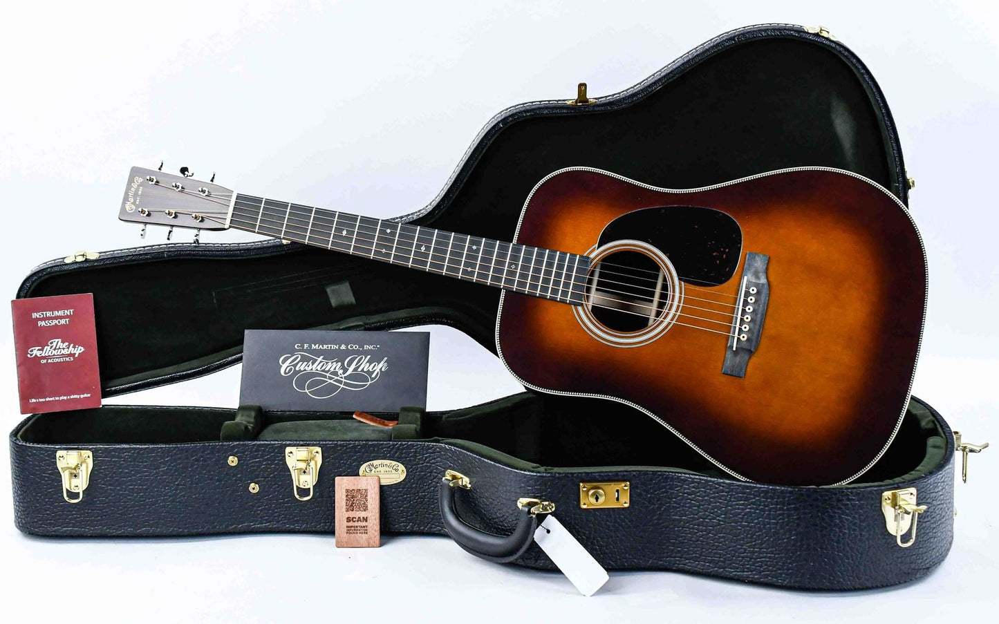 Martin Custom Shop Expert D28 1937 Ambertone